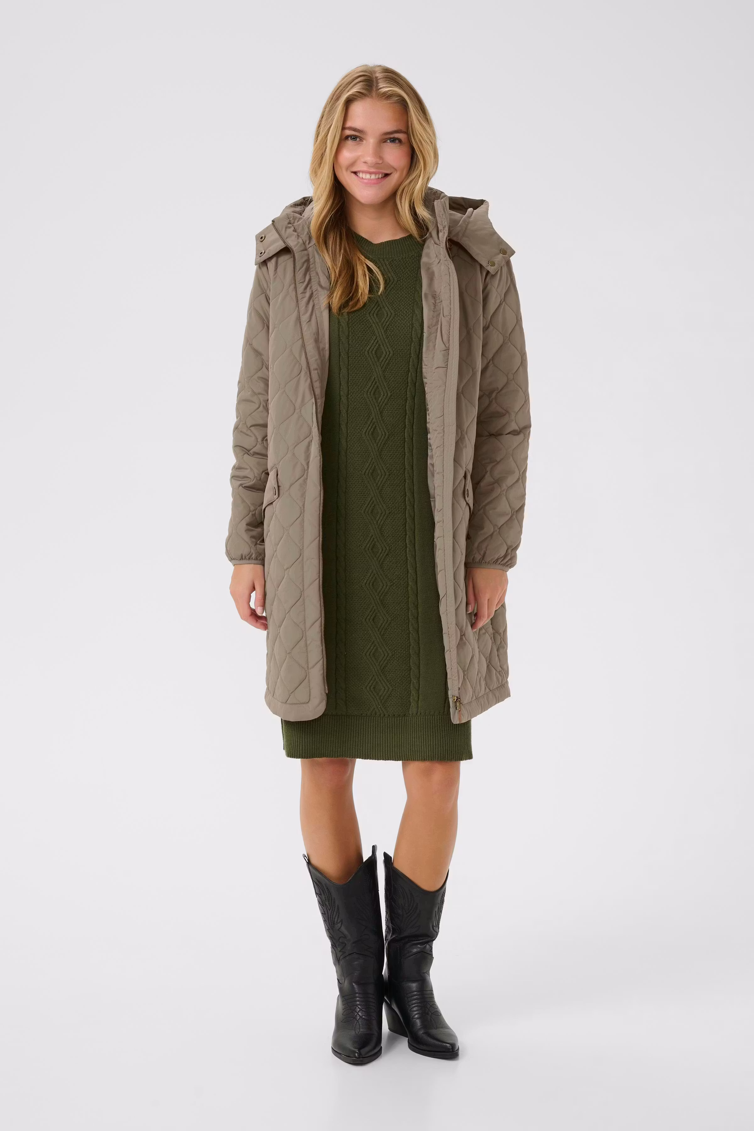 CRArwen Jacke LOOKBOOK FRONT 10612773-180513