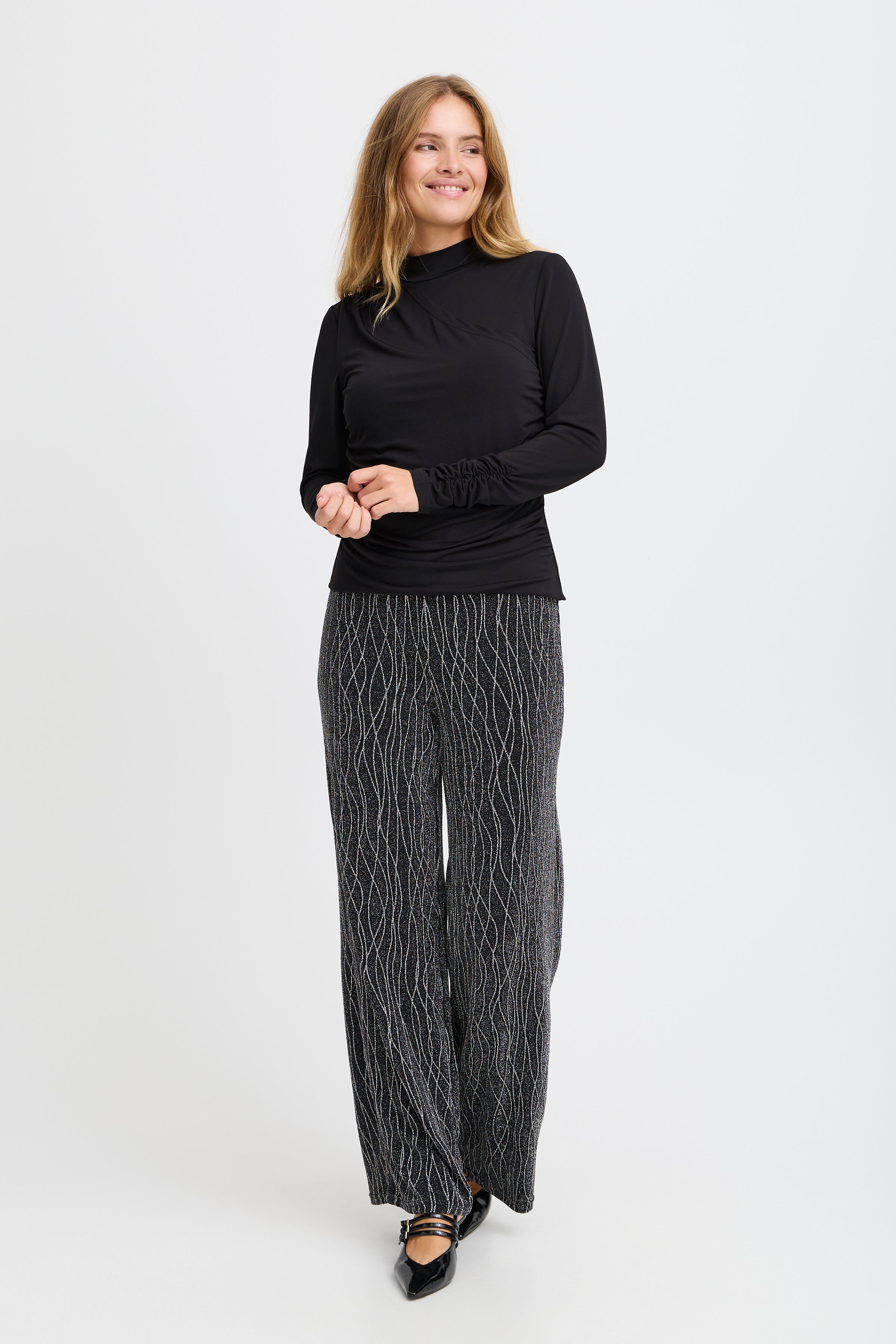 PZBARRIET Blus LOOKBOOK FRONT 50208561-193911