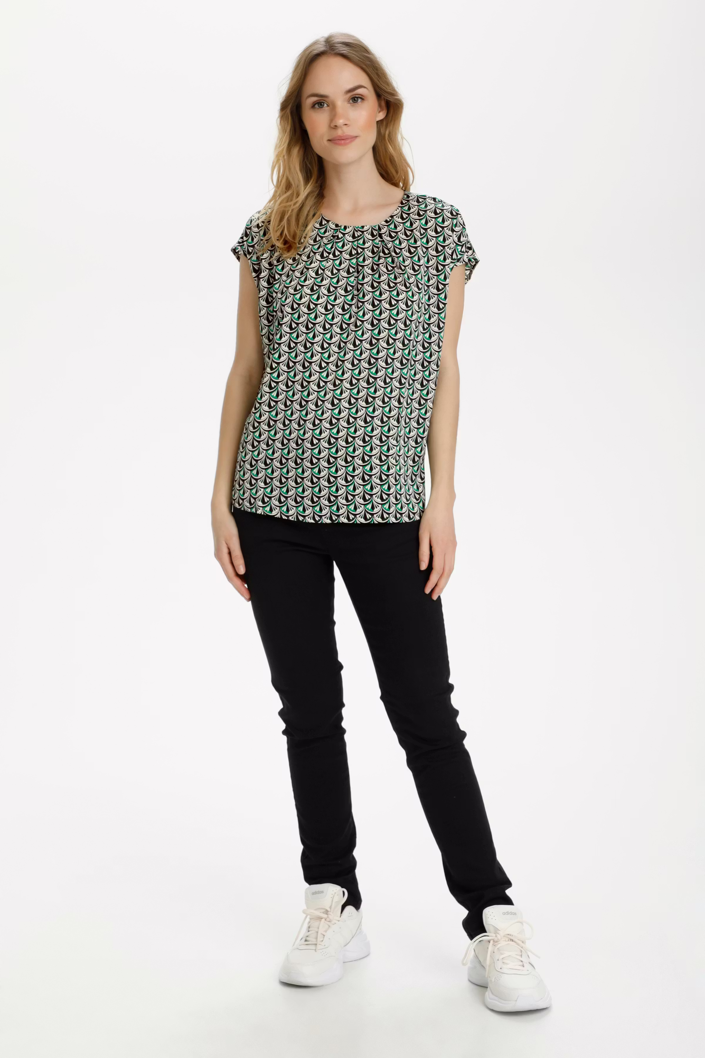 KAann Blouse LOOKBOOK FRONT 10504586-50966