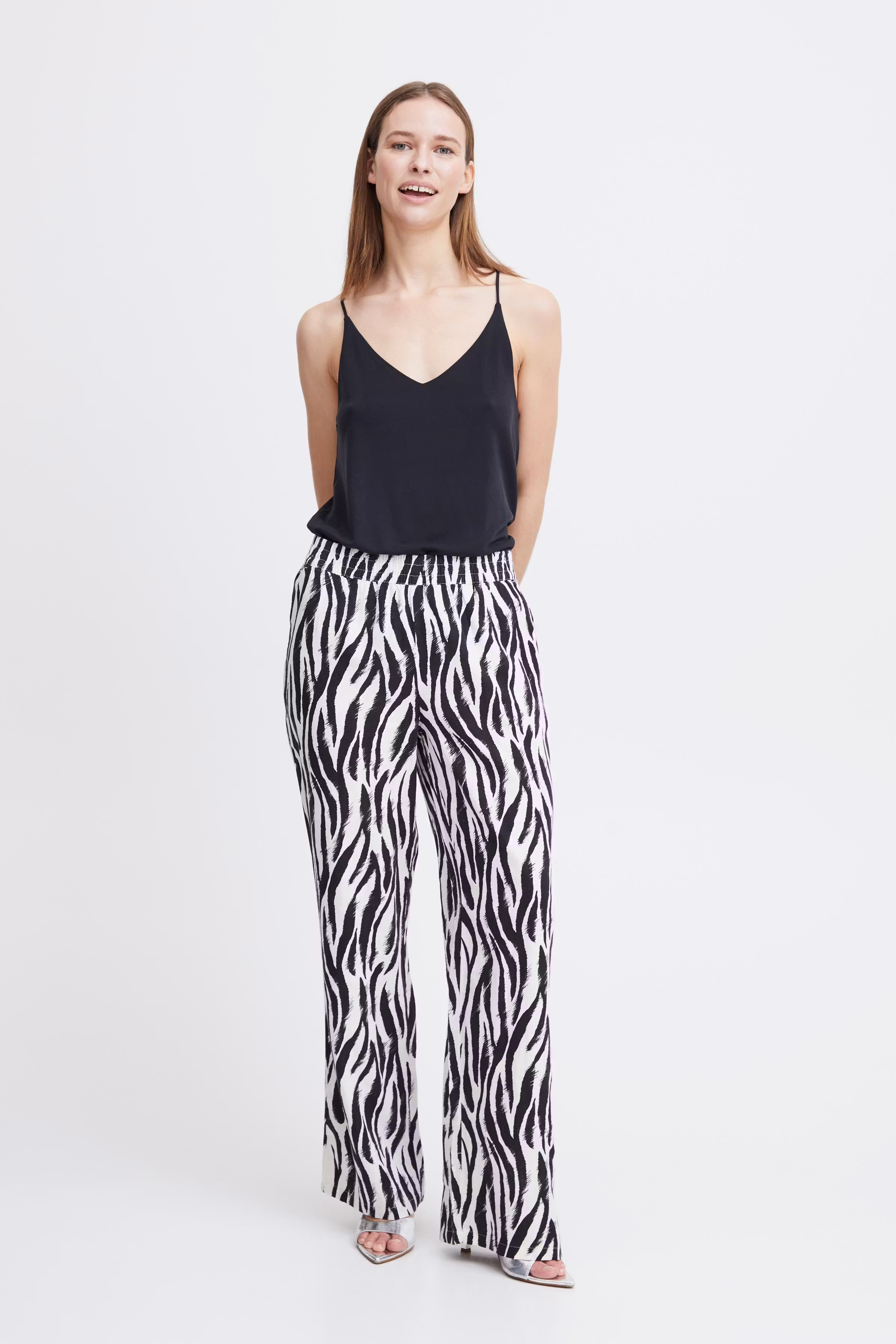 BYPERL Top LOOKBOOK FRONT 20814645-200451