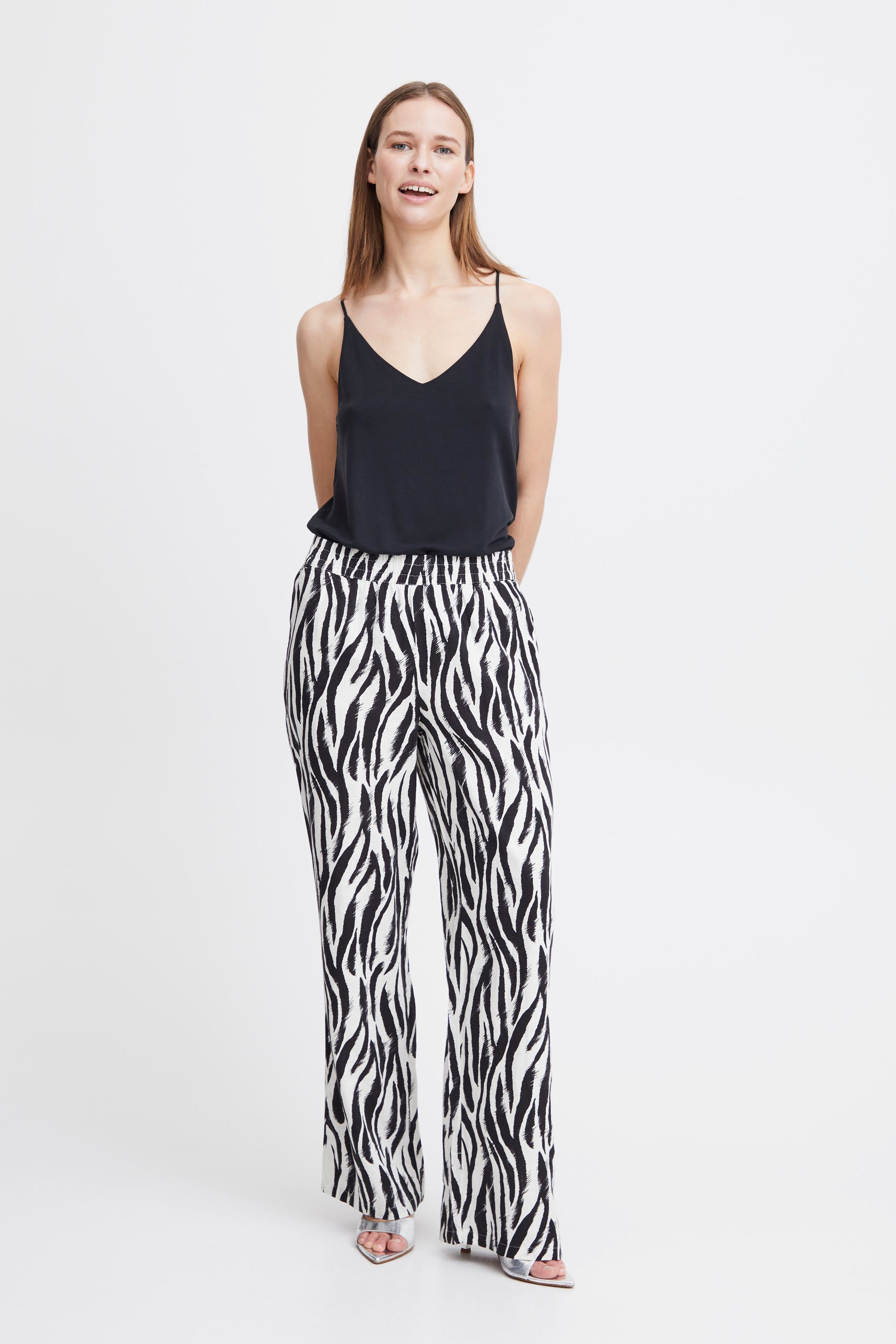 BYPERL Top LOOKBOOK FRONT 20814645-200451