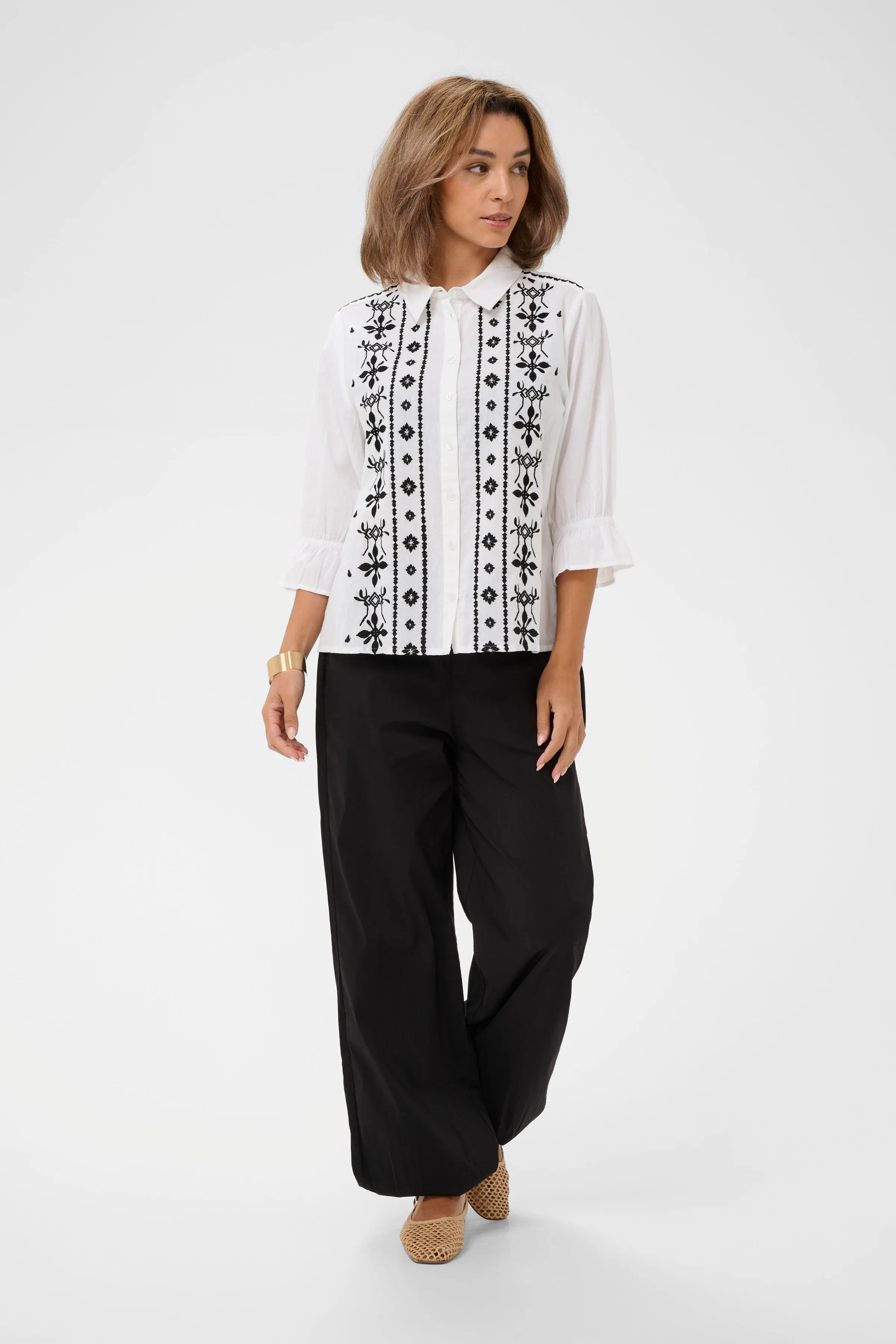 CRBrianna Hemd LOOKBOOK FRONT 10614768-110602