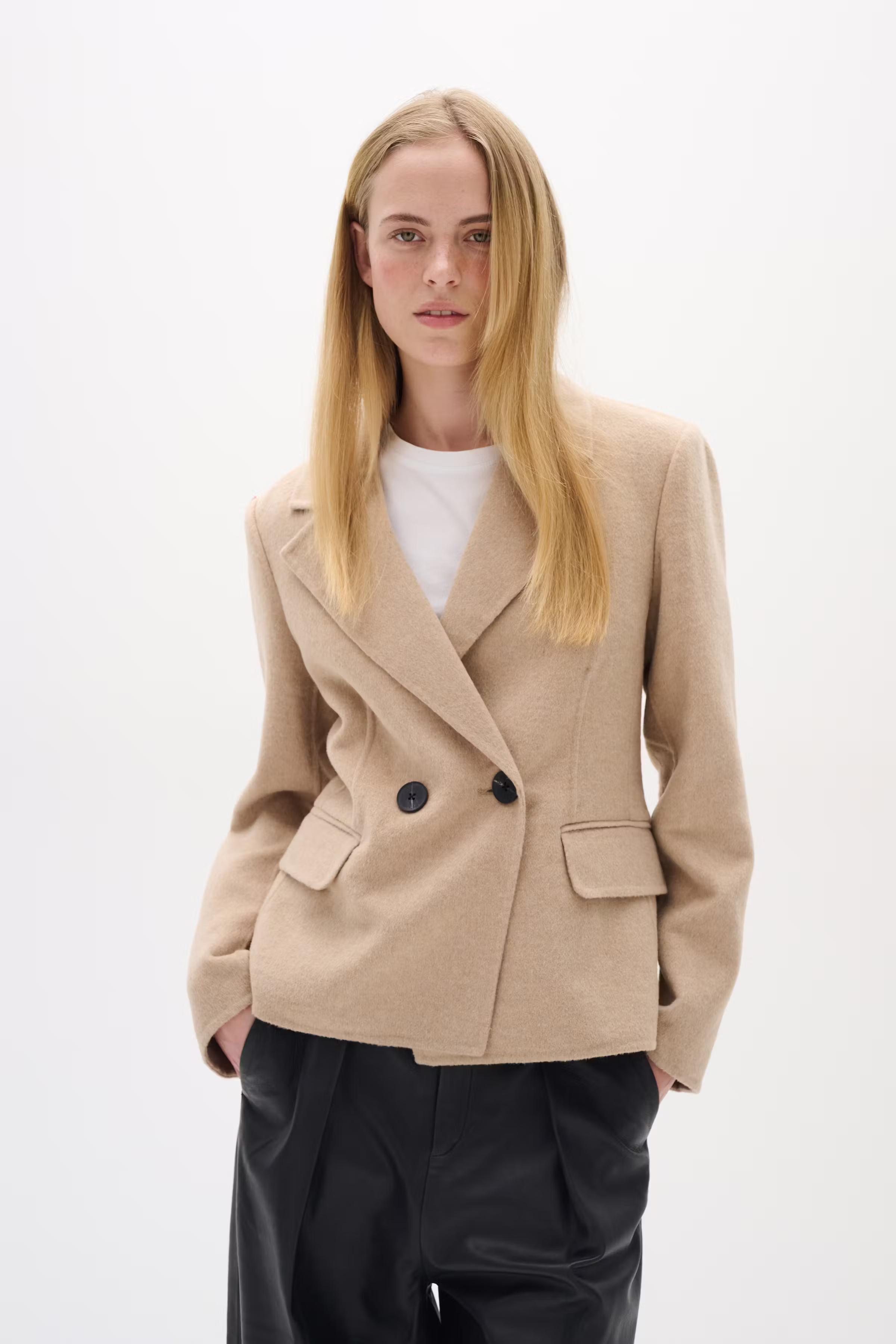 UlaniIW Frakke LOOKBOOK FRONT 30110046-151020