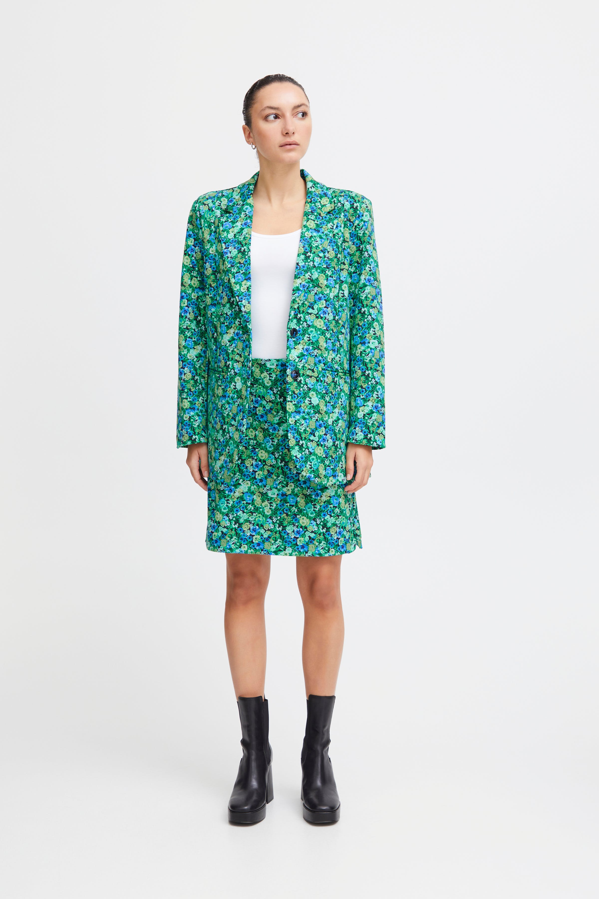 IHKATE Rock LOOKBOOK FRONT 20120505-202699