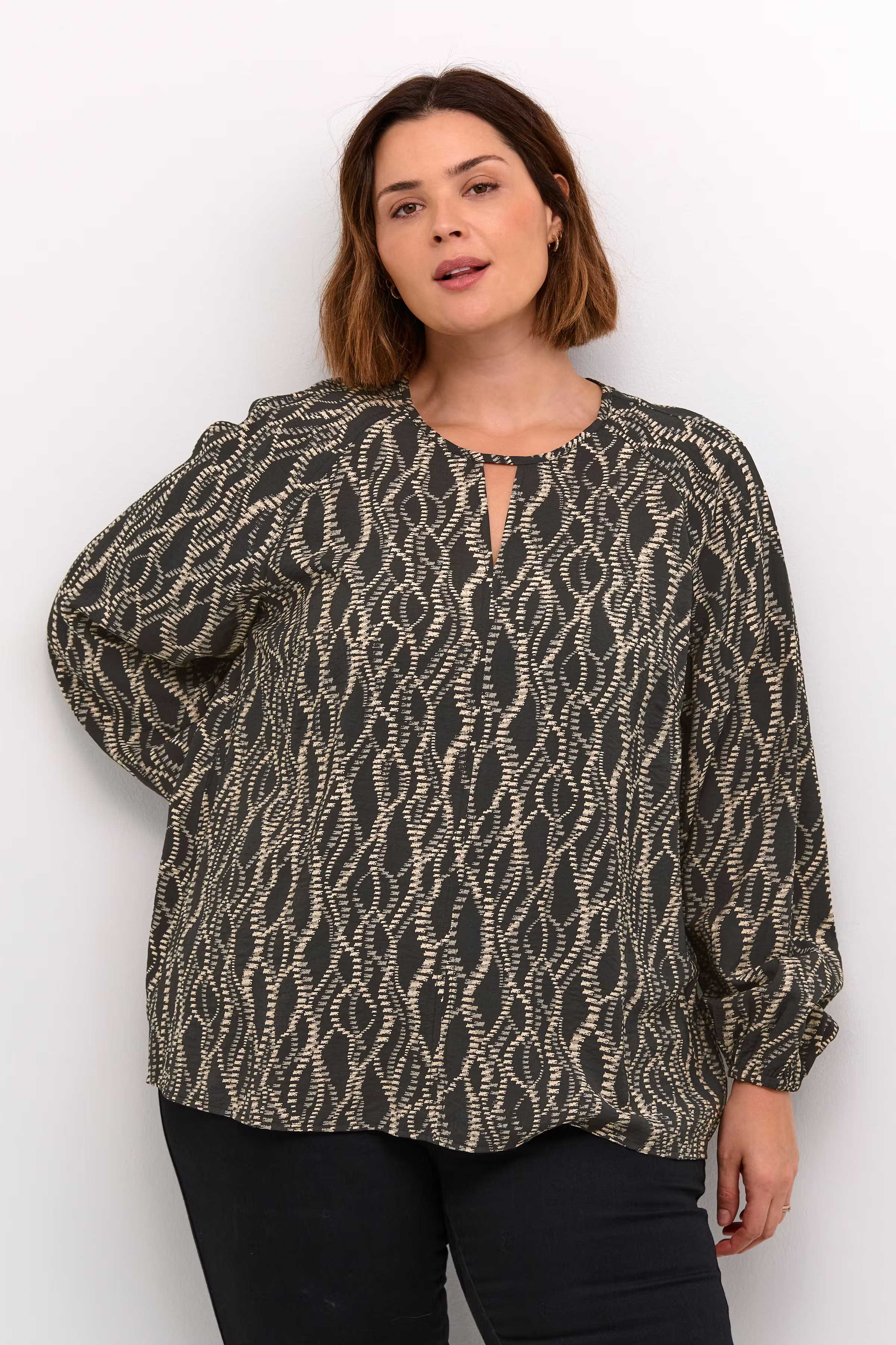 KClanora Blus LOOKBOOK FRONT 10582741-106591