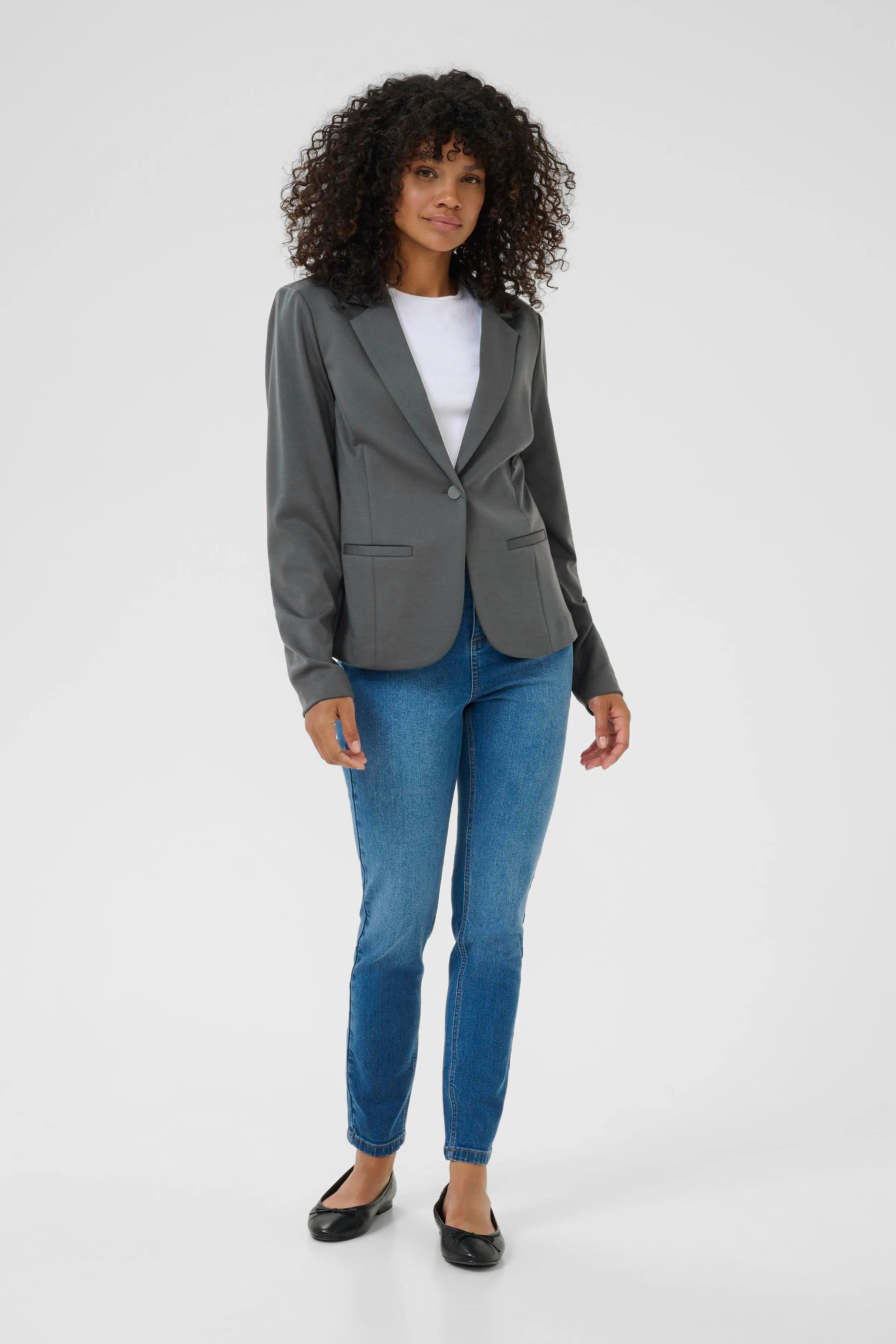 KAjenny Blazer LOOKBOOK FRONT 10508488-190205