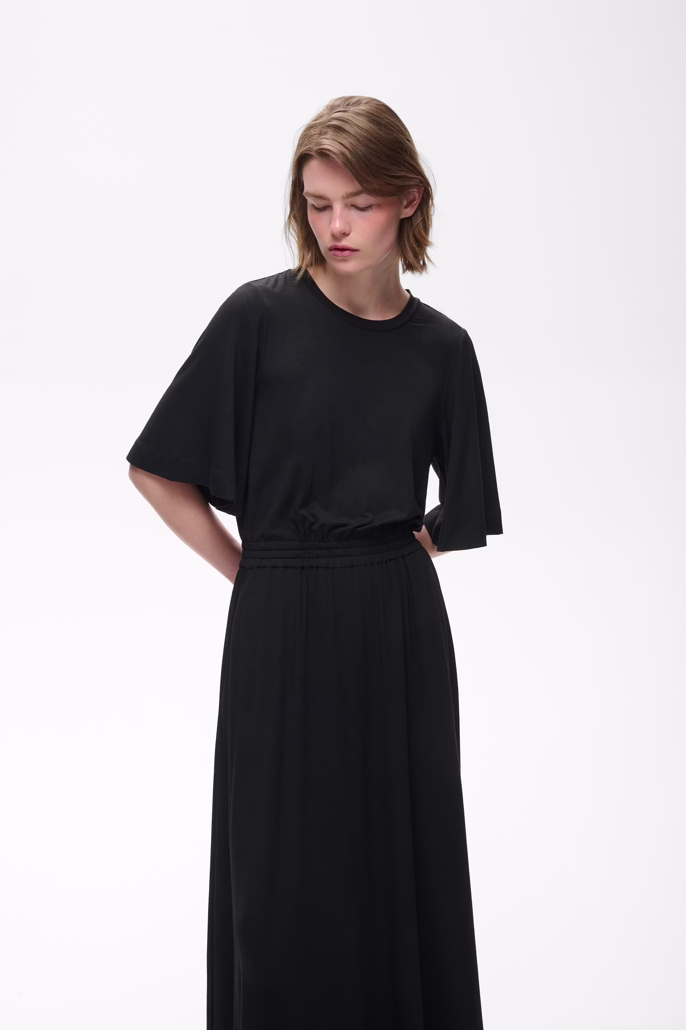 TalishaIW Klänning LOOKBOOK FRONT 30111320-194008