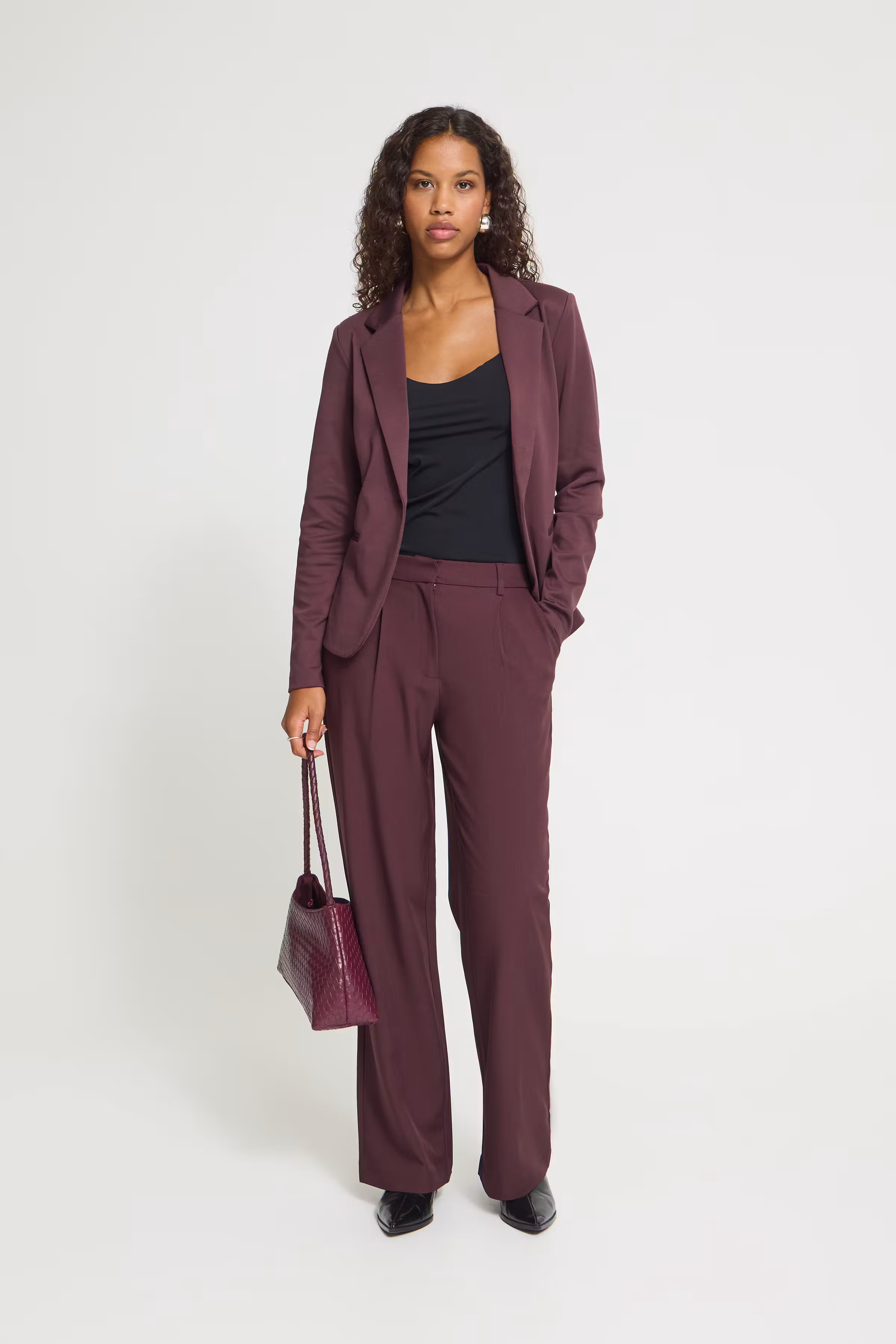 IHFAVA Wide Bukser LOOKBOOK FRONT 20125679-1916191