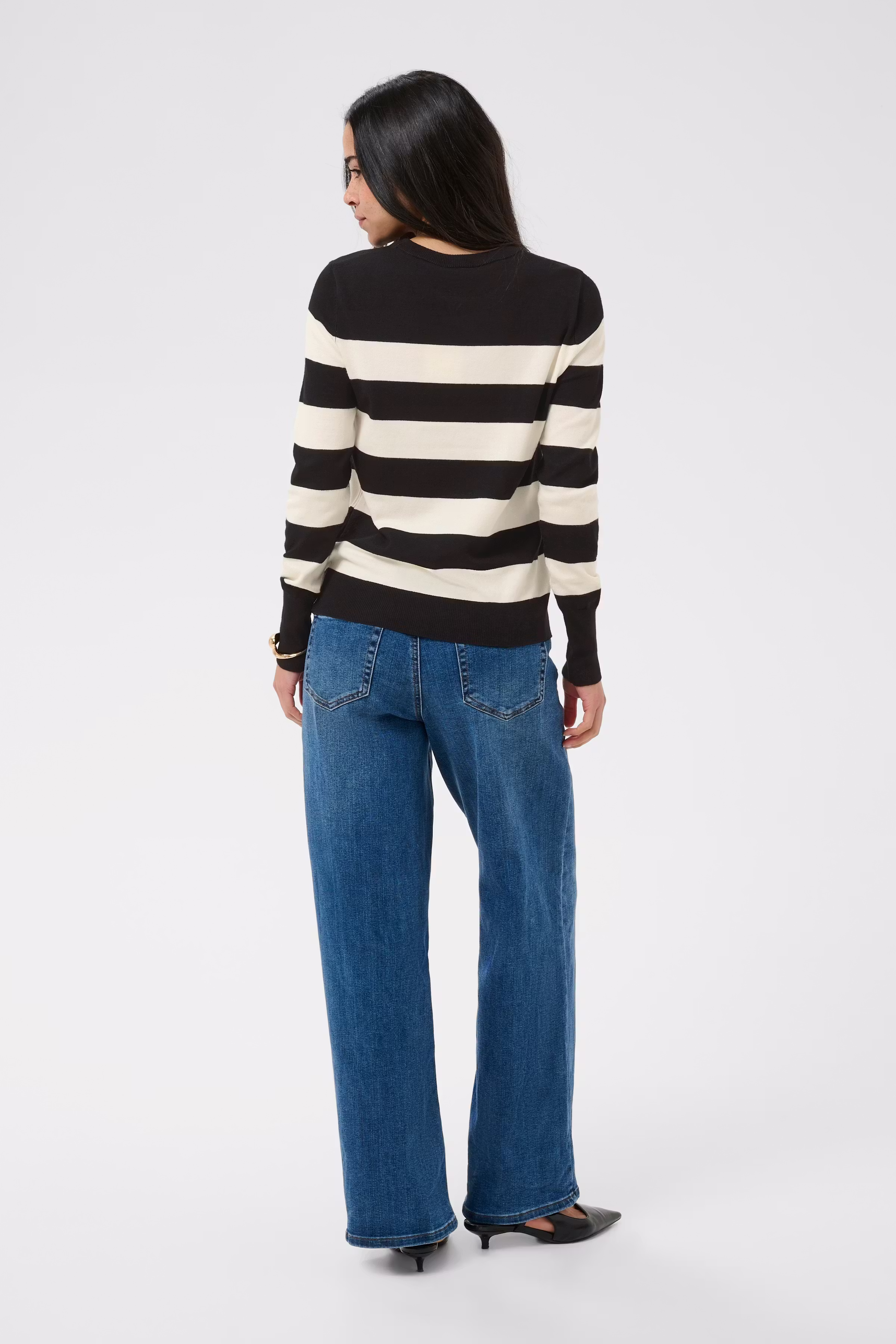 KAlizza Pullover LOOKBOOK BACK 10509065-106466