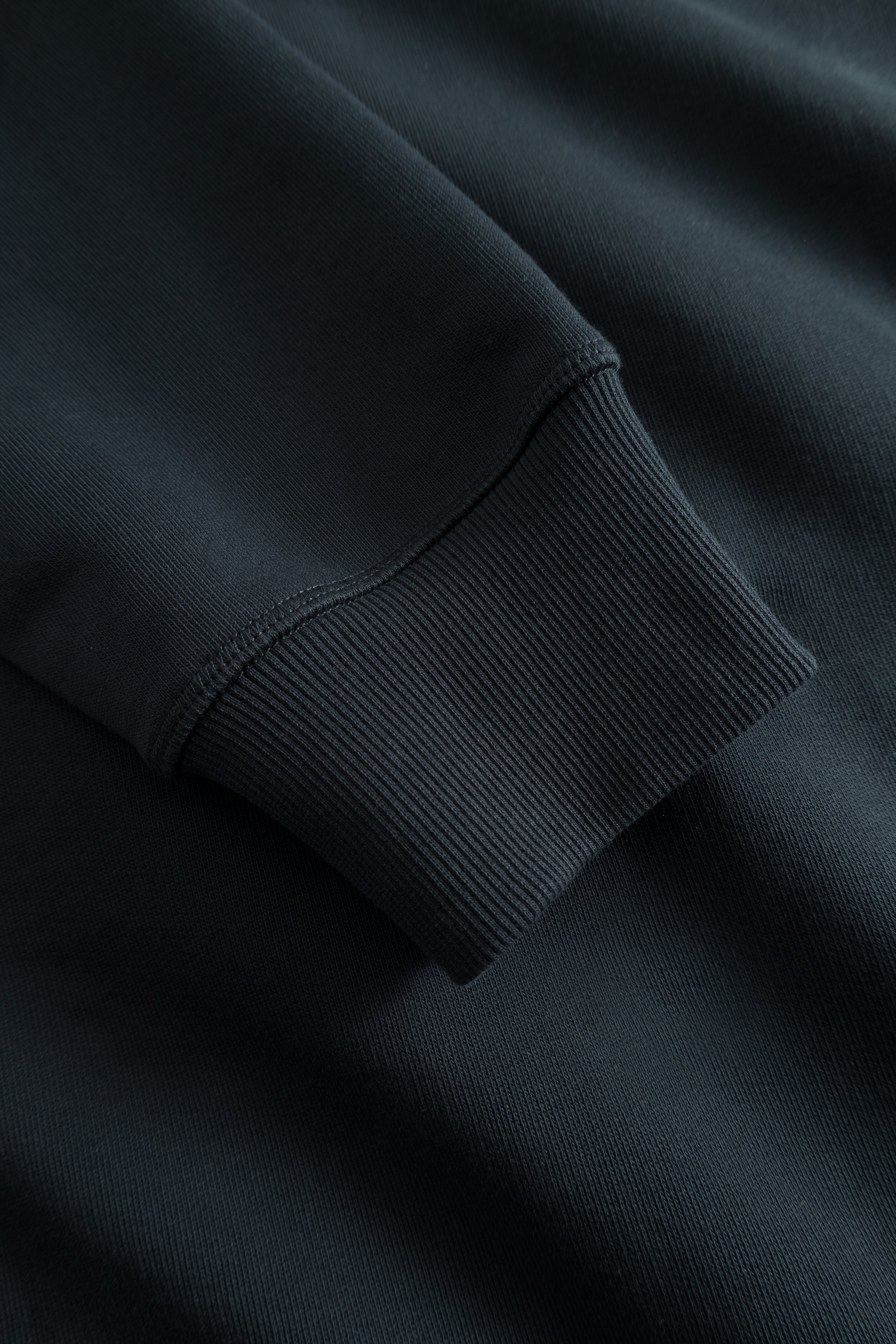 WWFred Sweatshirt PACK DETAIL 30251552-194011