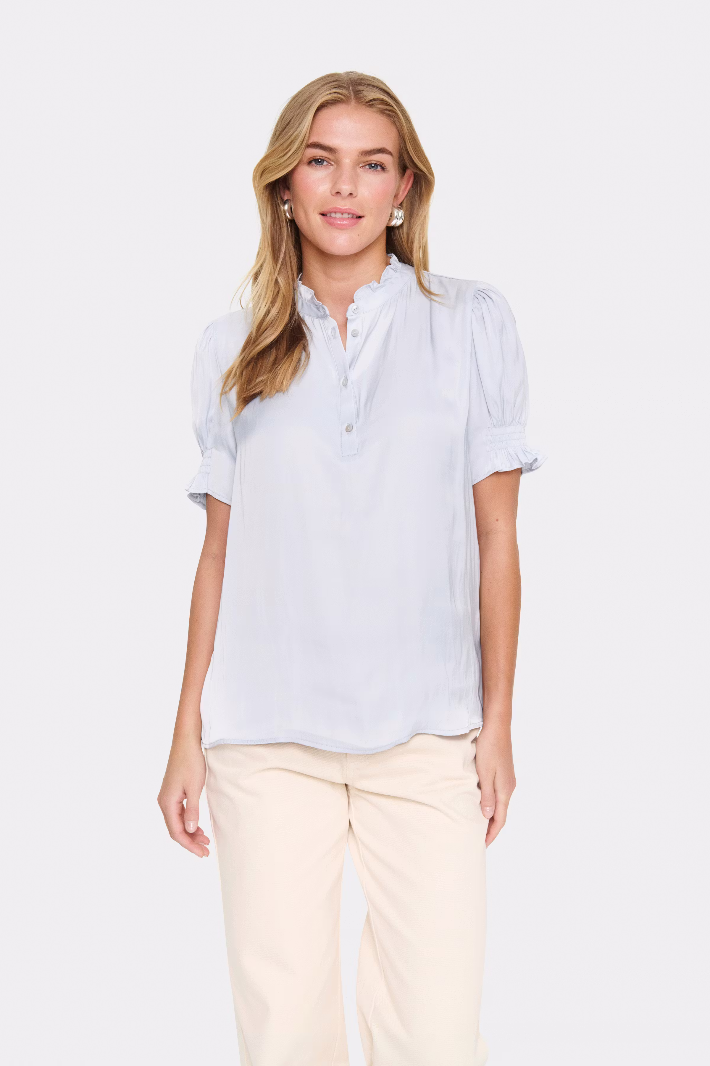 VeeniSZ Skjorte LOOKBOOK FRONT 30513165-144110