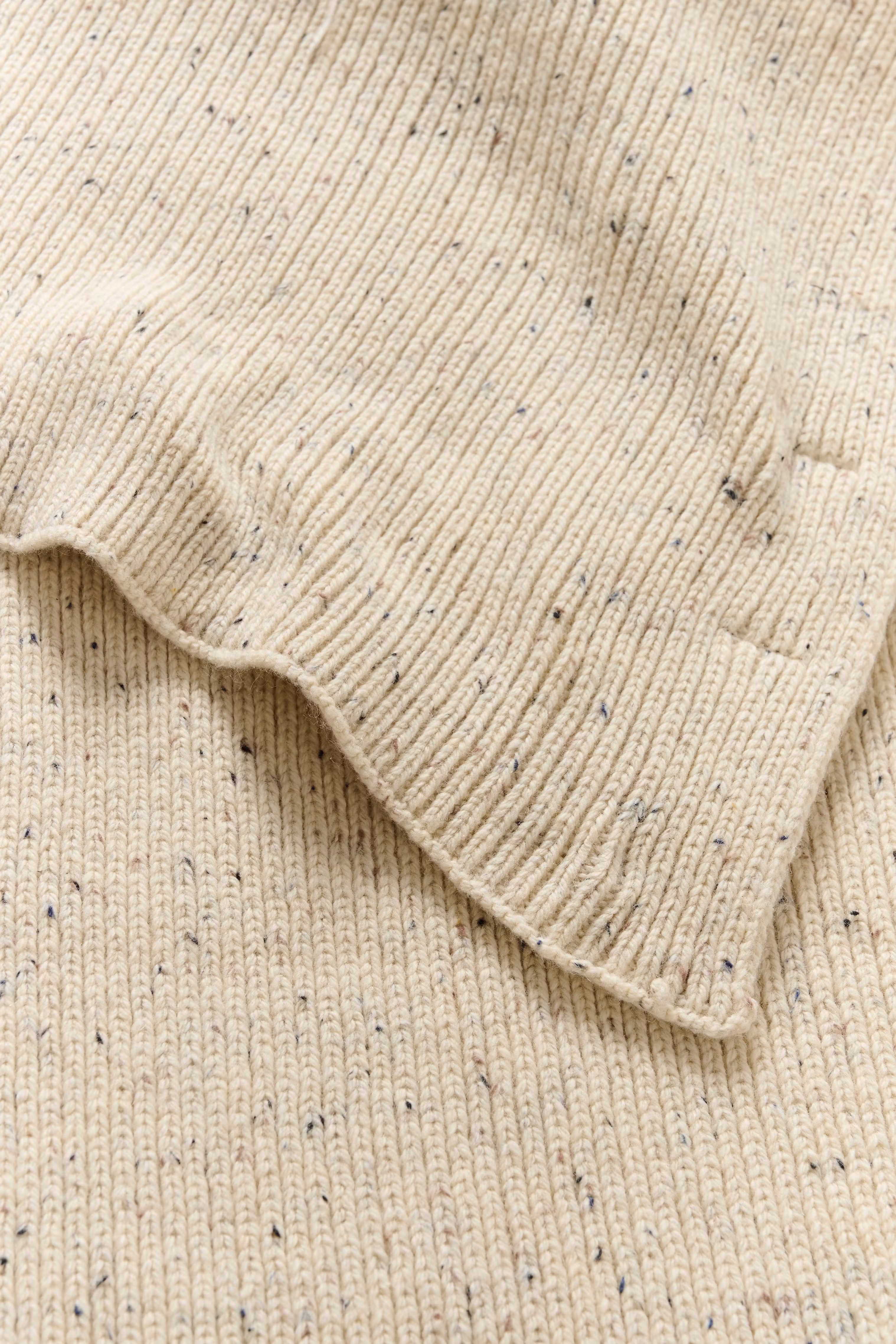MAlindy Tuch PACK DETAIL 30208748-1101041