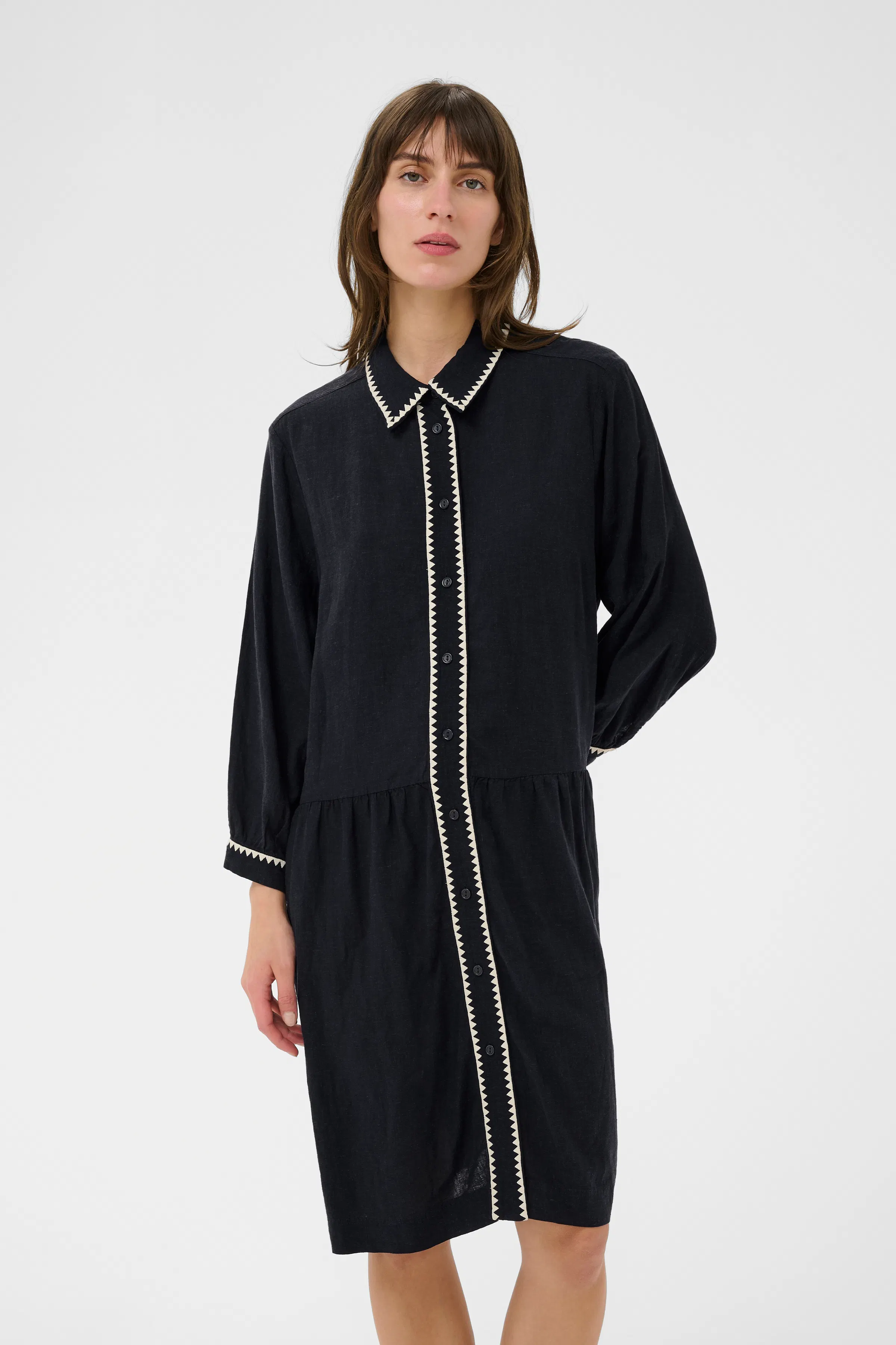 AliviaPW Klänning LOOKBOOK FRONT 30310478-194109