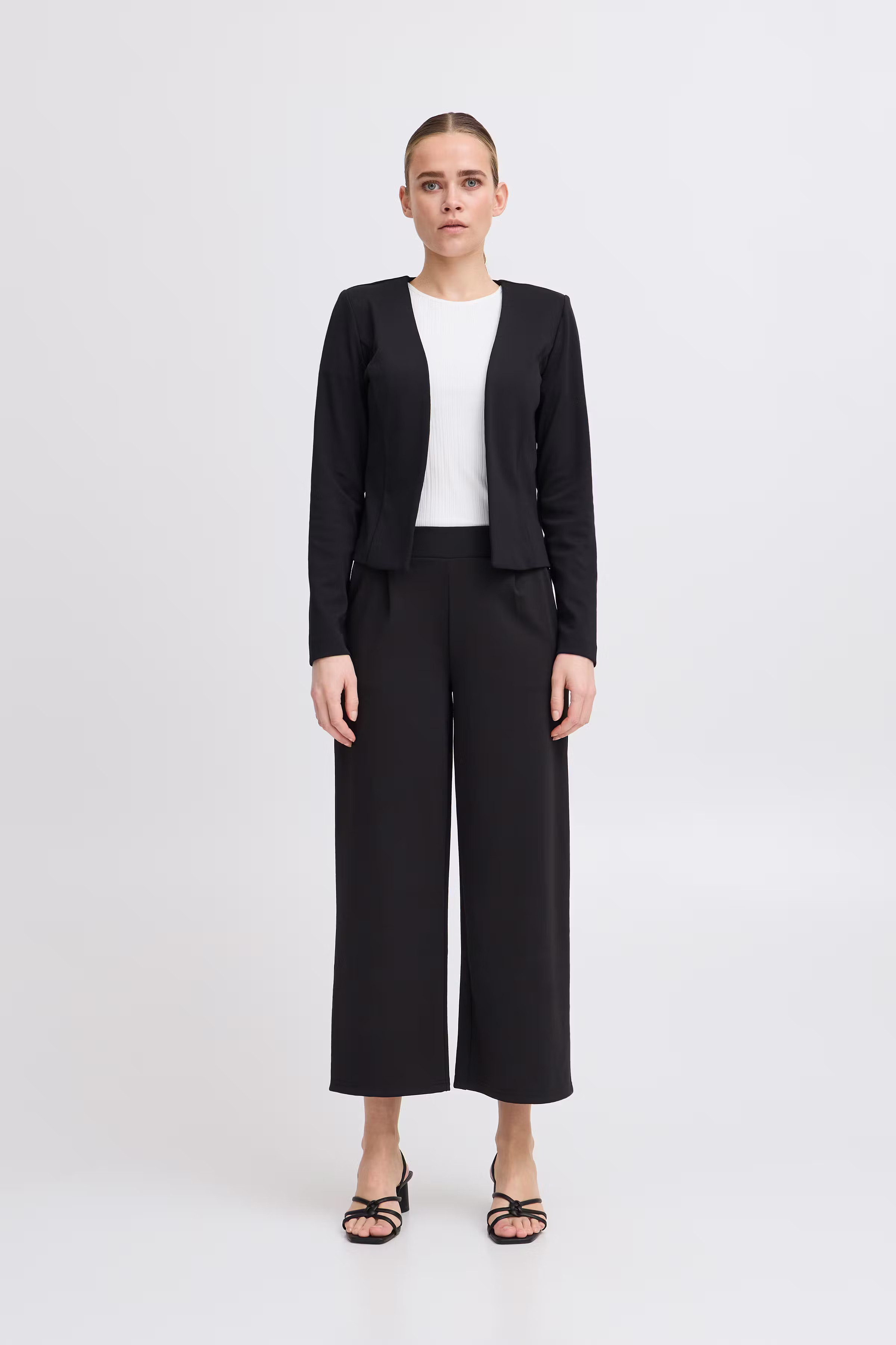 IHKATE Short Blazer LOOKBOOK FRONT 20112547-194008