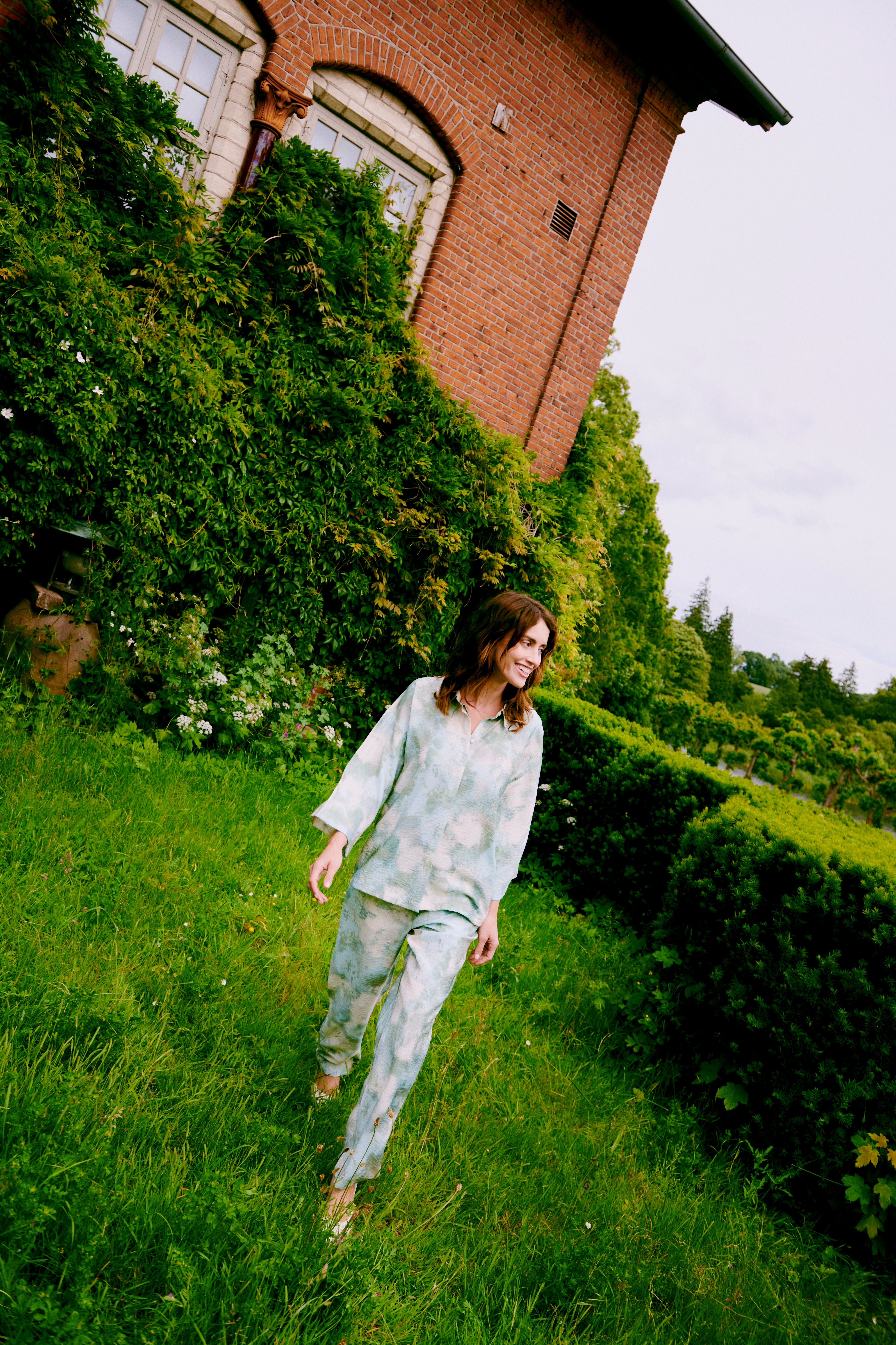 BYIBINE Trousers LOCATION NONE 20816717-204653