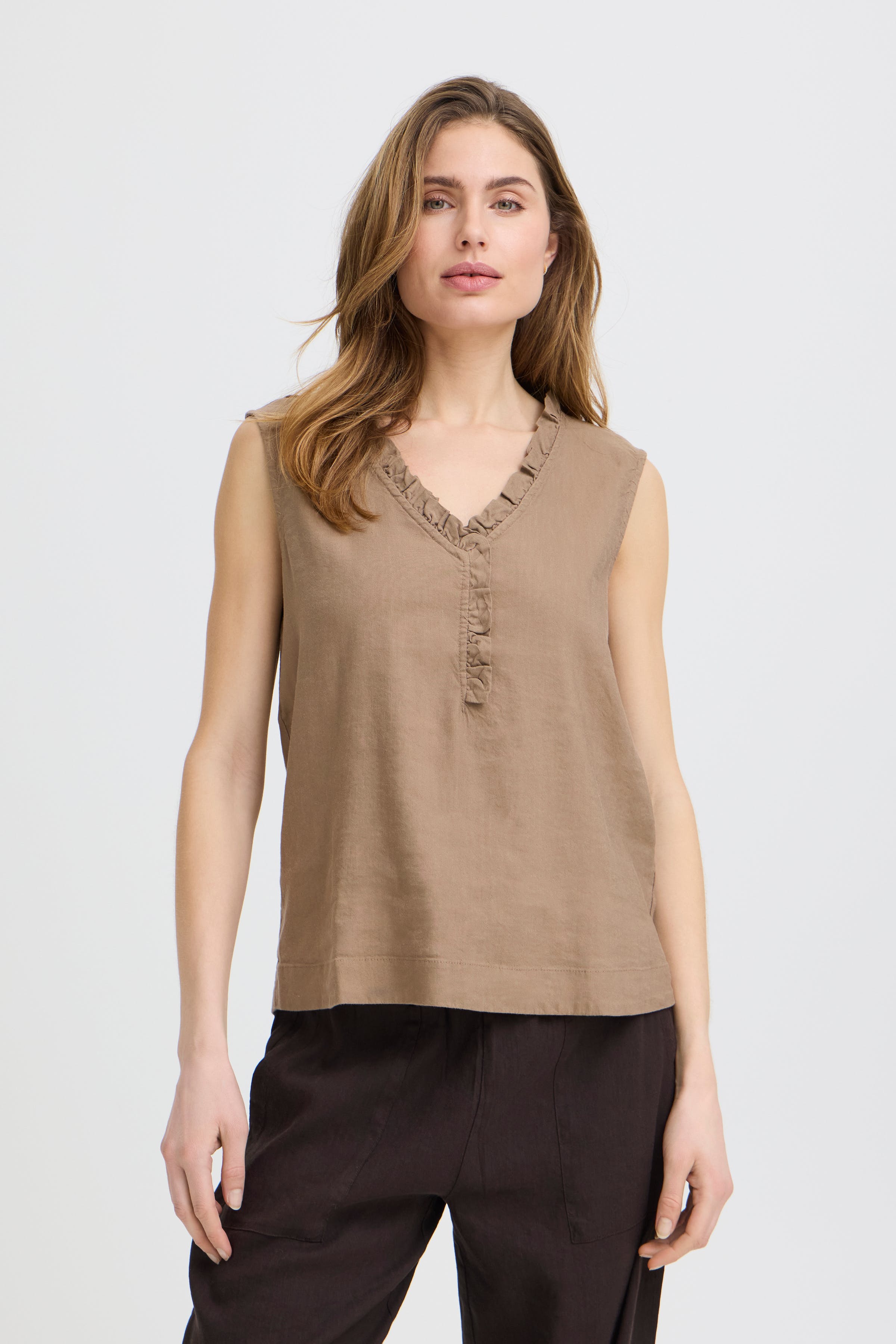 PZLUCA Blouse LOOKBOOK FRONT 50210439-181112