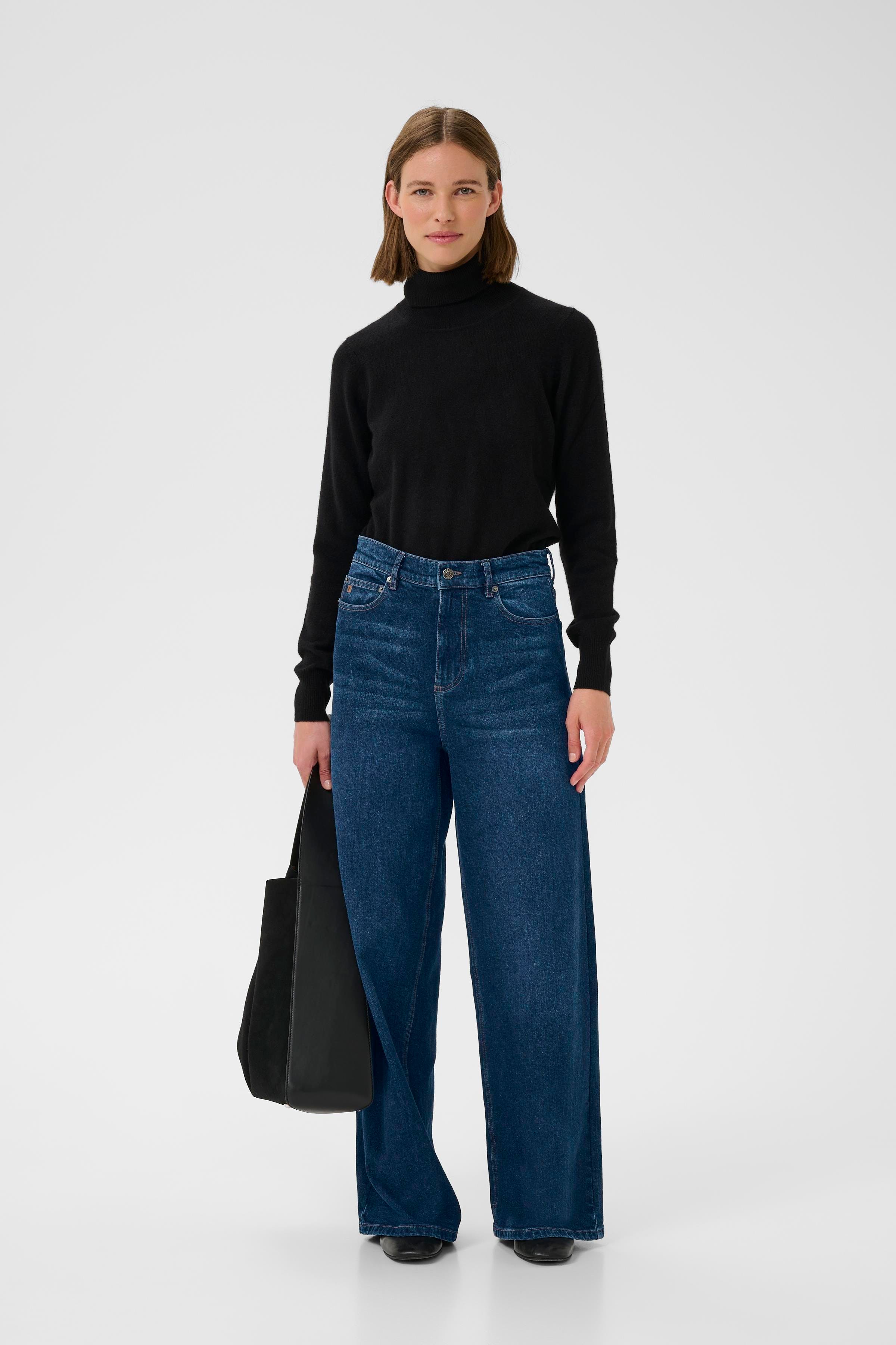 NanaIW Jeans LOOKBOOK FRONT 30111109-304092