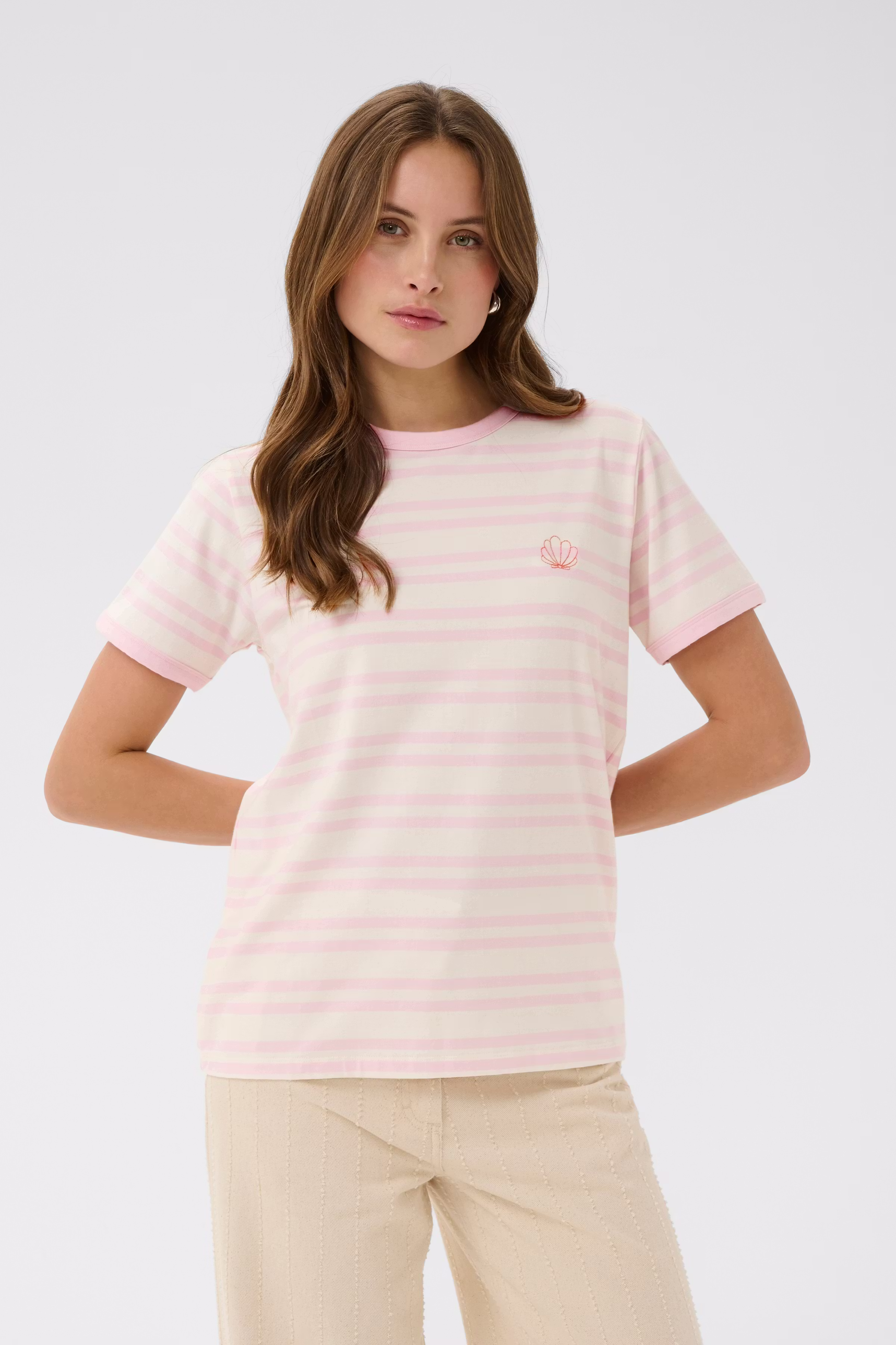 RenaldaSZ T-shirt LOOKBOOK FRONT 30515092-132807