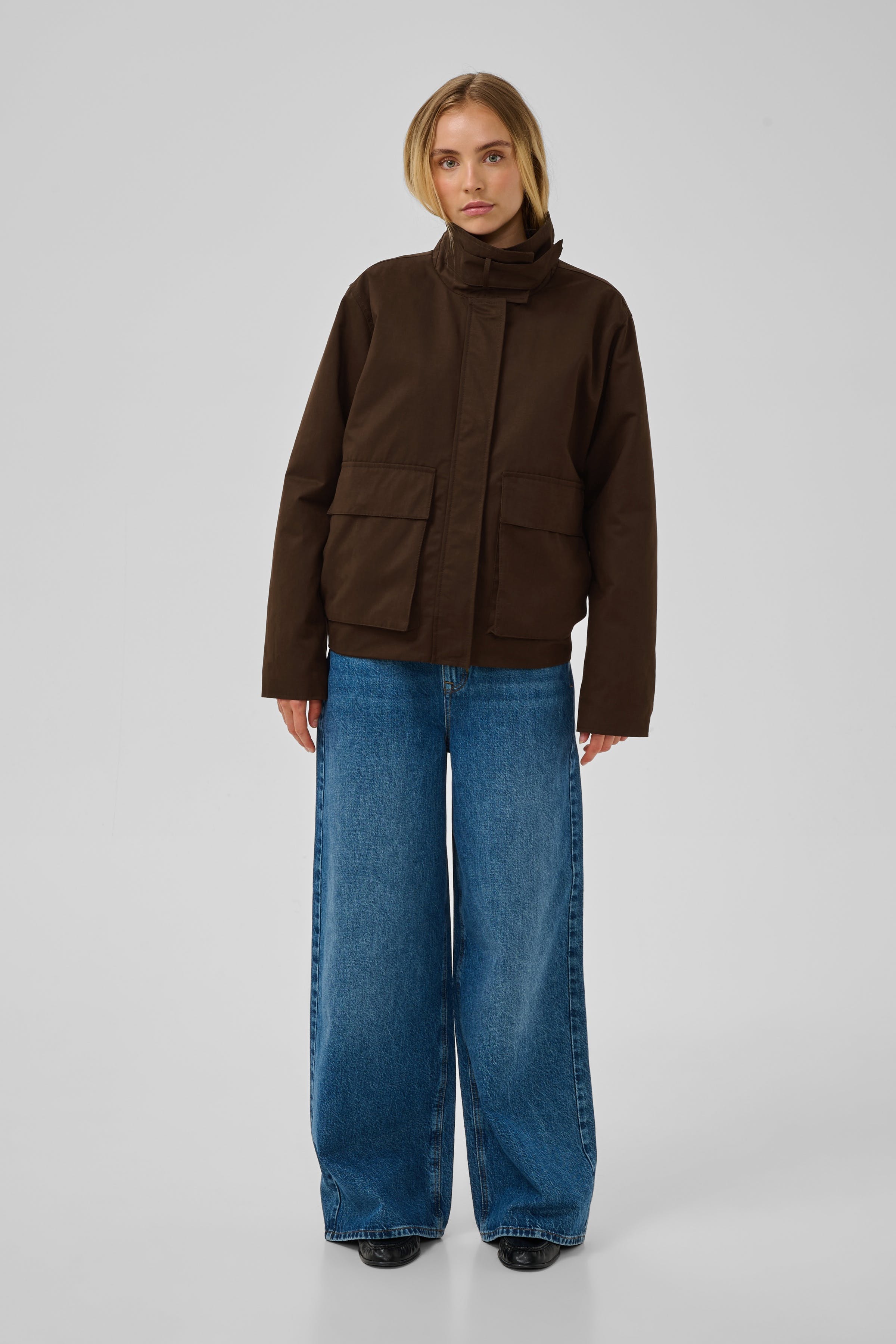 MWLyon Ytterplagg LOOKBOOK FRONT 10705604-190712