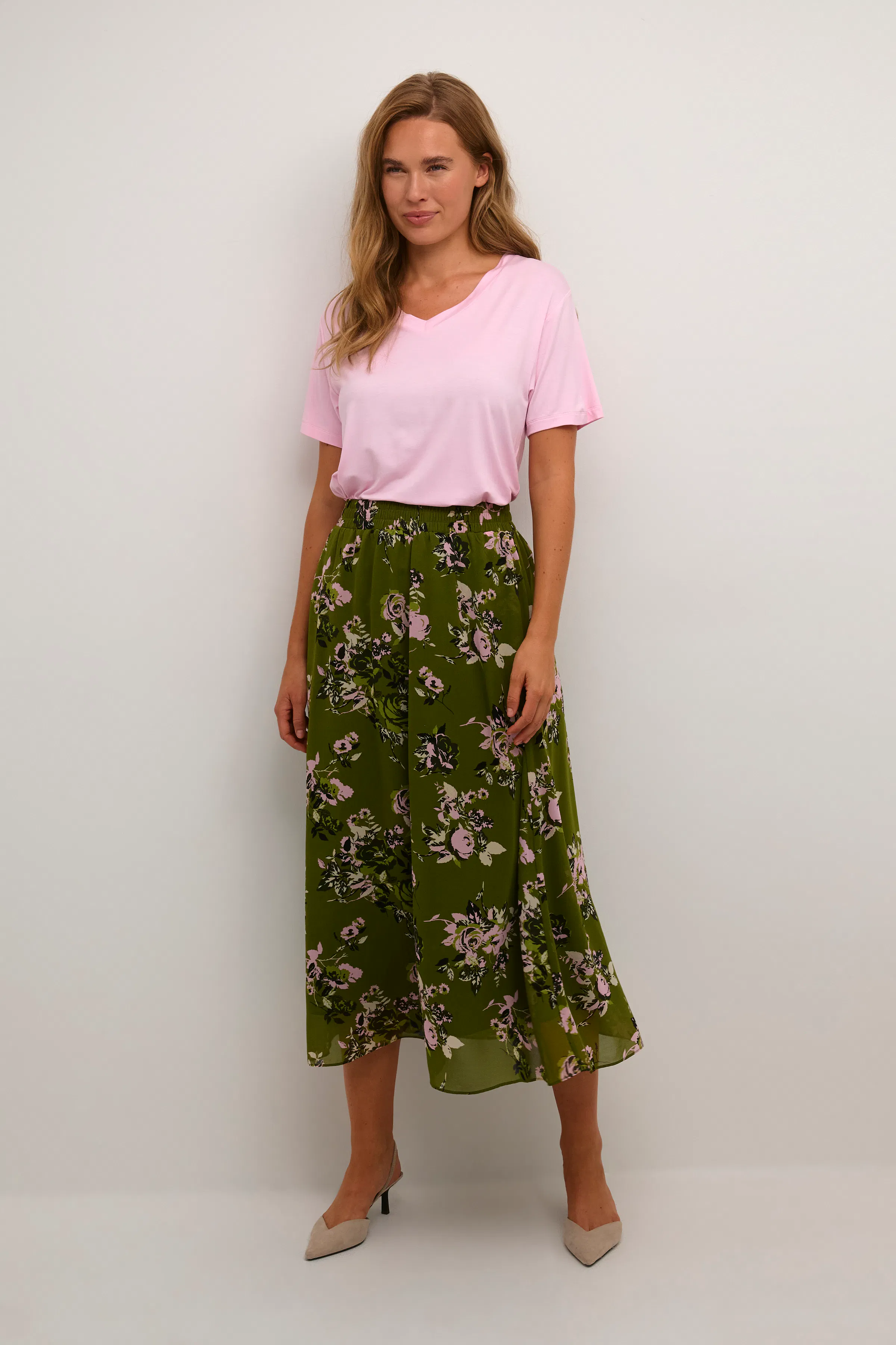KAfrida T-shirt LOOKBOOK FRONT 10508581-132805