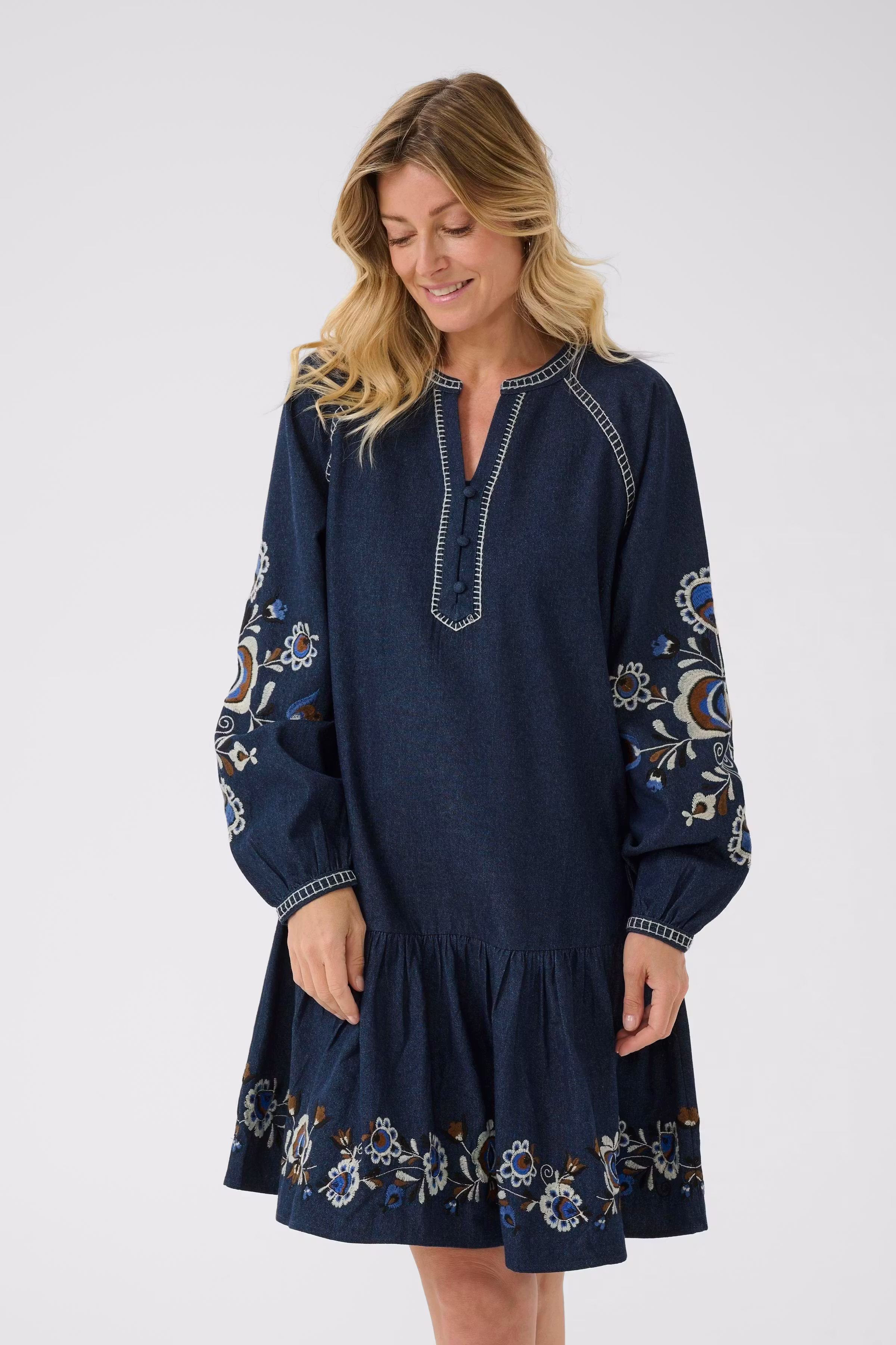 CRGro Kleid LOOKBOOK FRONT 10614180-108408