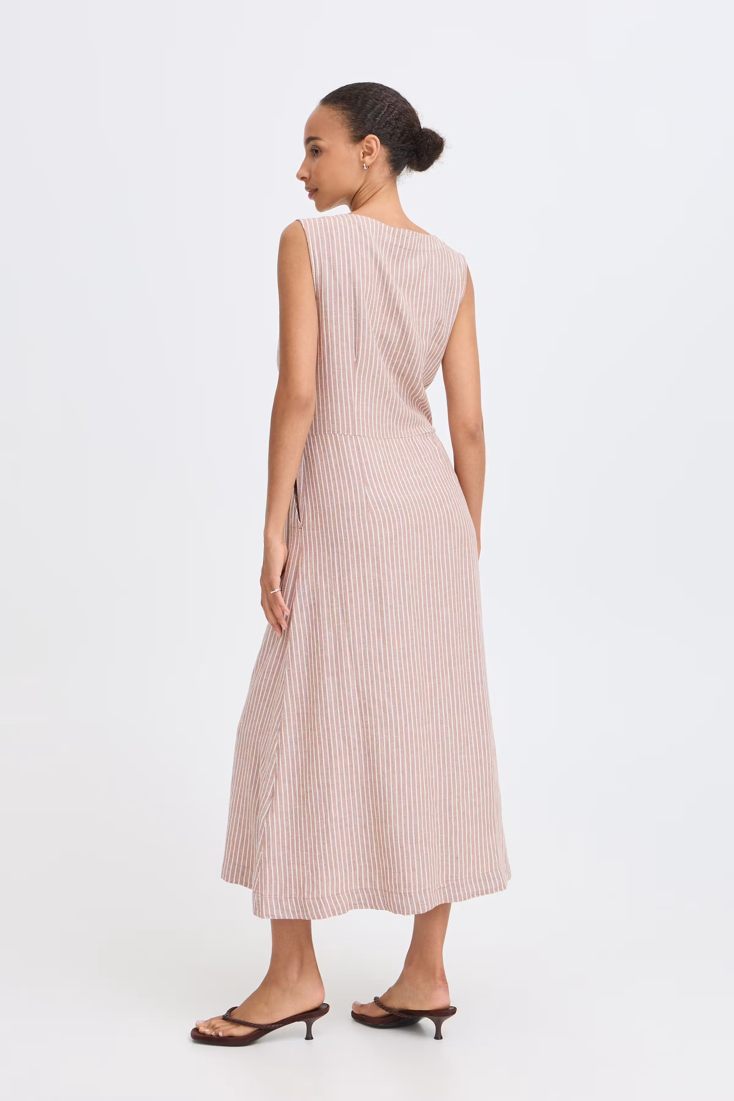 BYFALAKKA Dress LOOKBOOK BACK 20818826-900006870