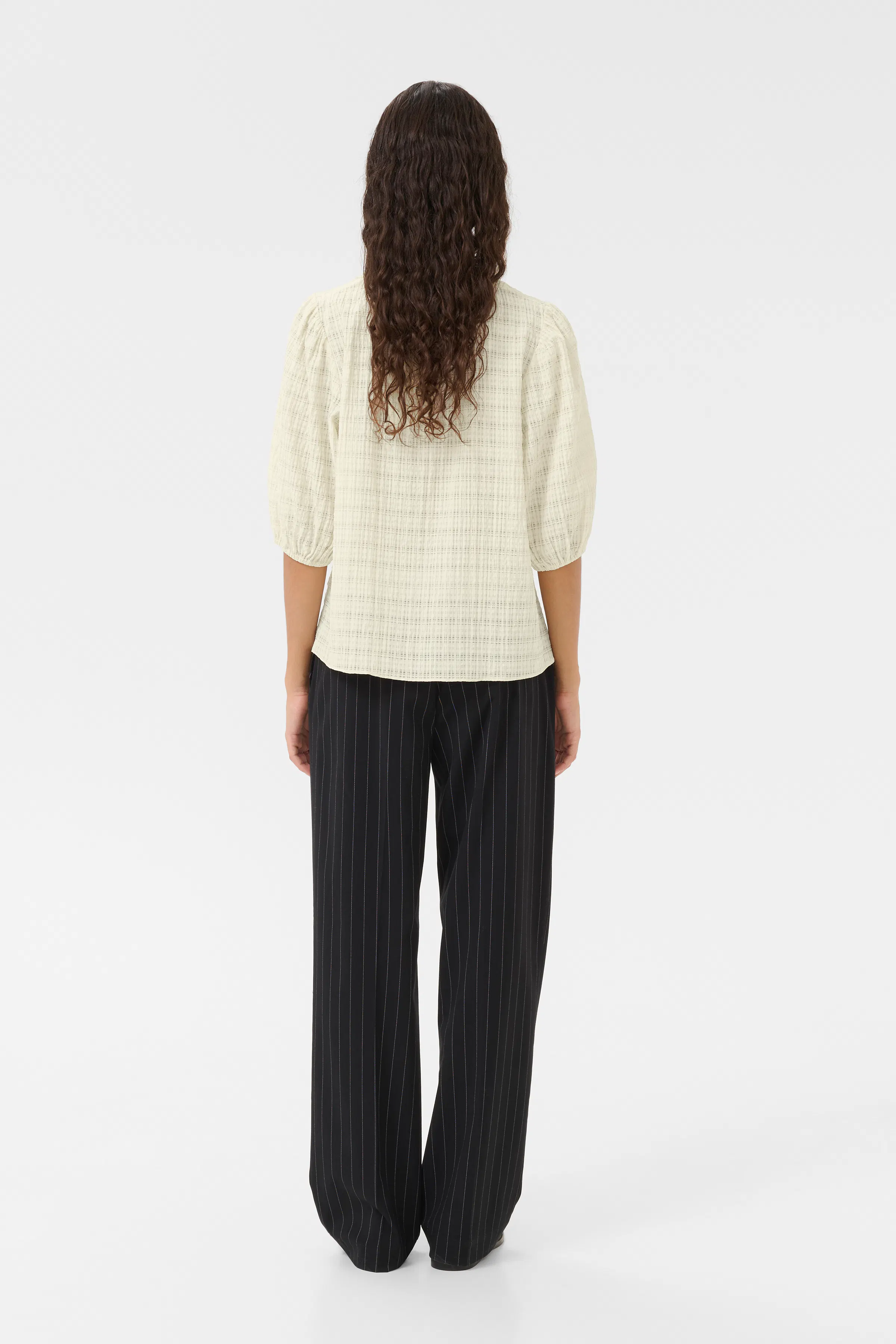 KBAyo Blouse LOOKBOOK BACK 10105534-110103