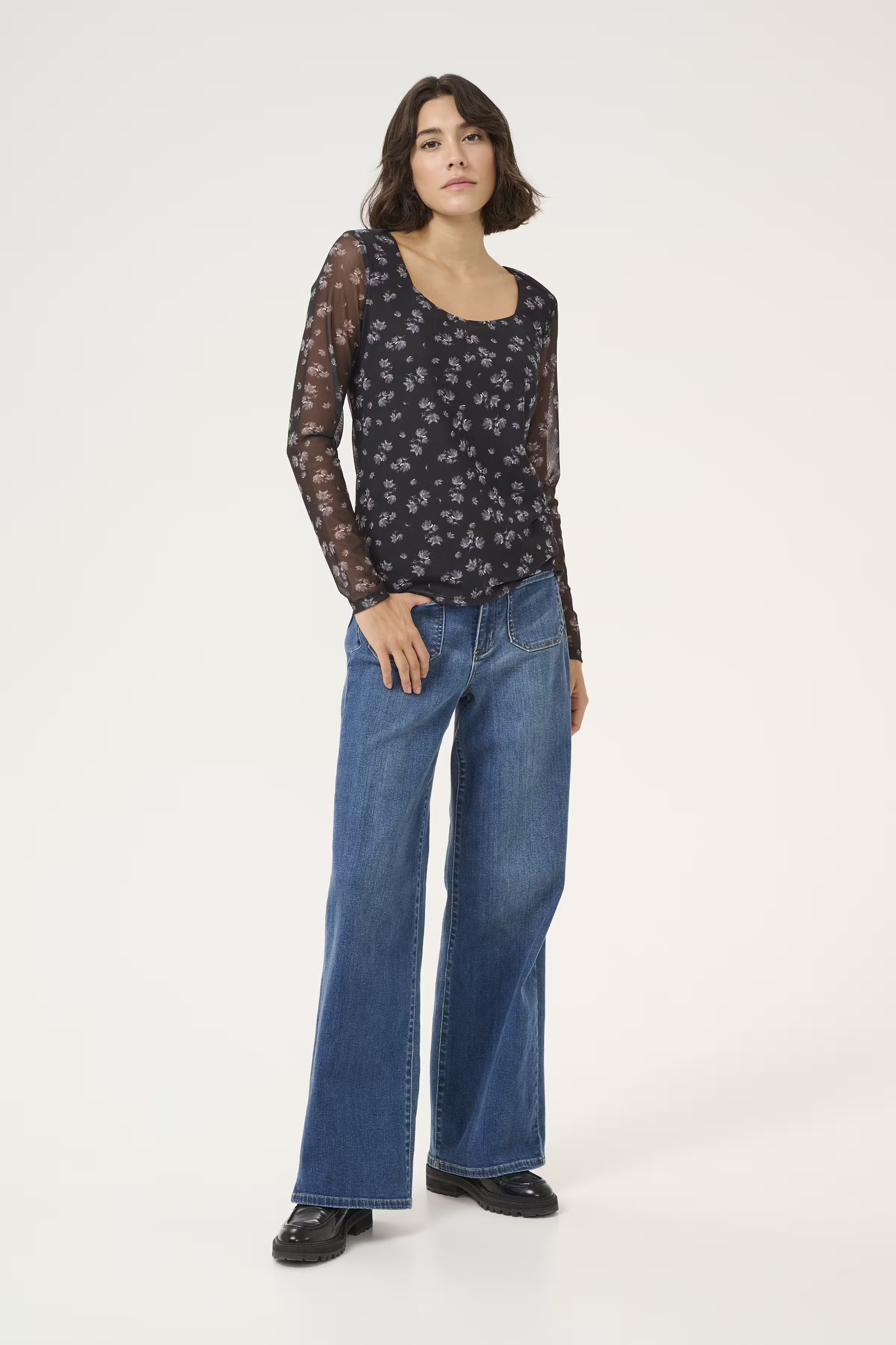 KAautumn Bluse LOOKBOOK FRONT 10509805-107348