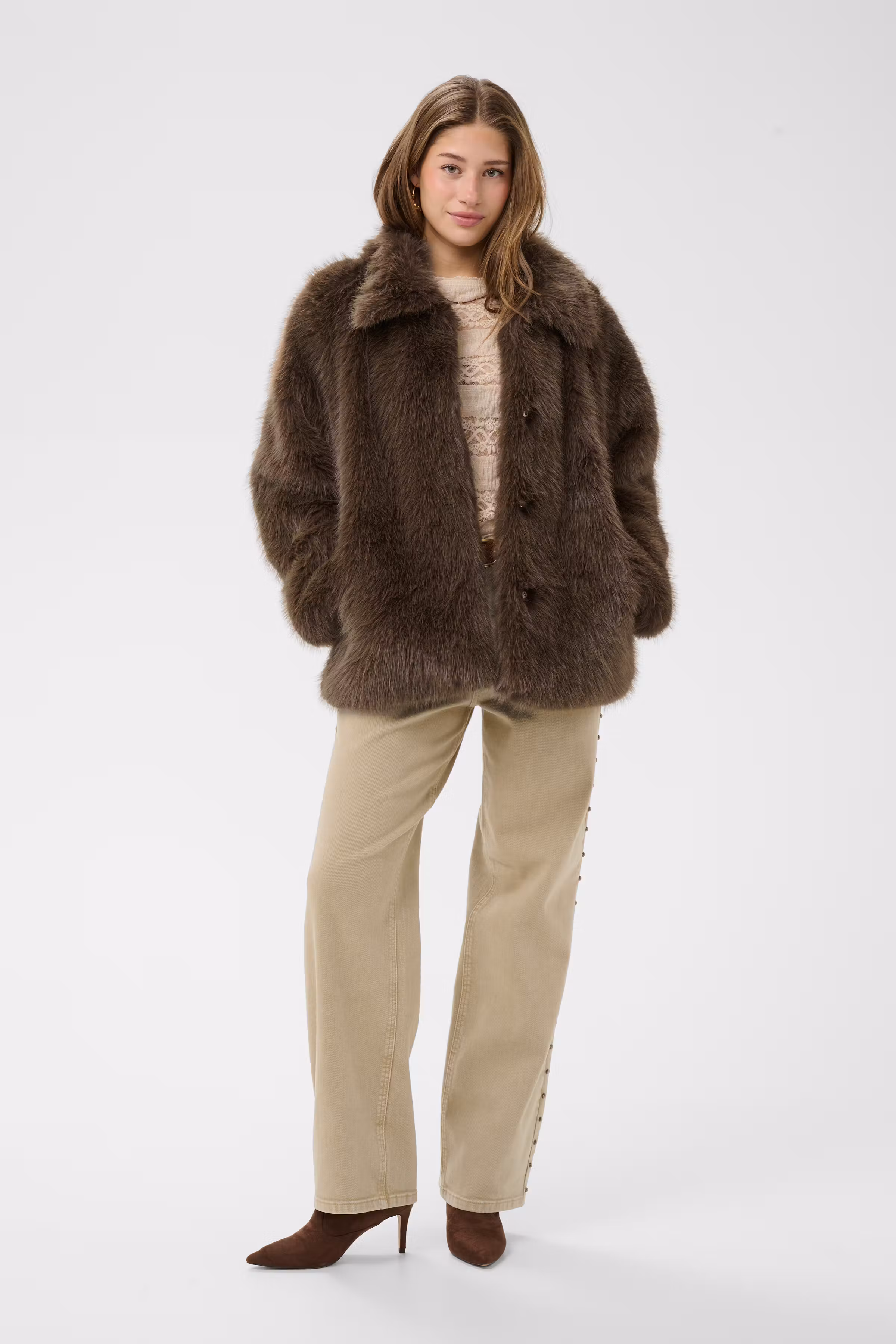 CRDrama Outerwear LOOKBOOK FRONT 10615117-191215