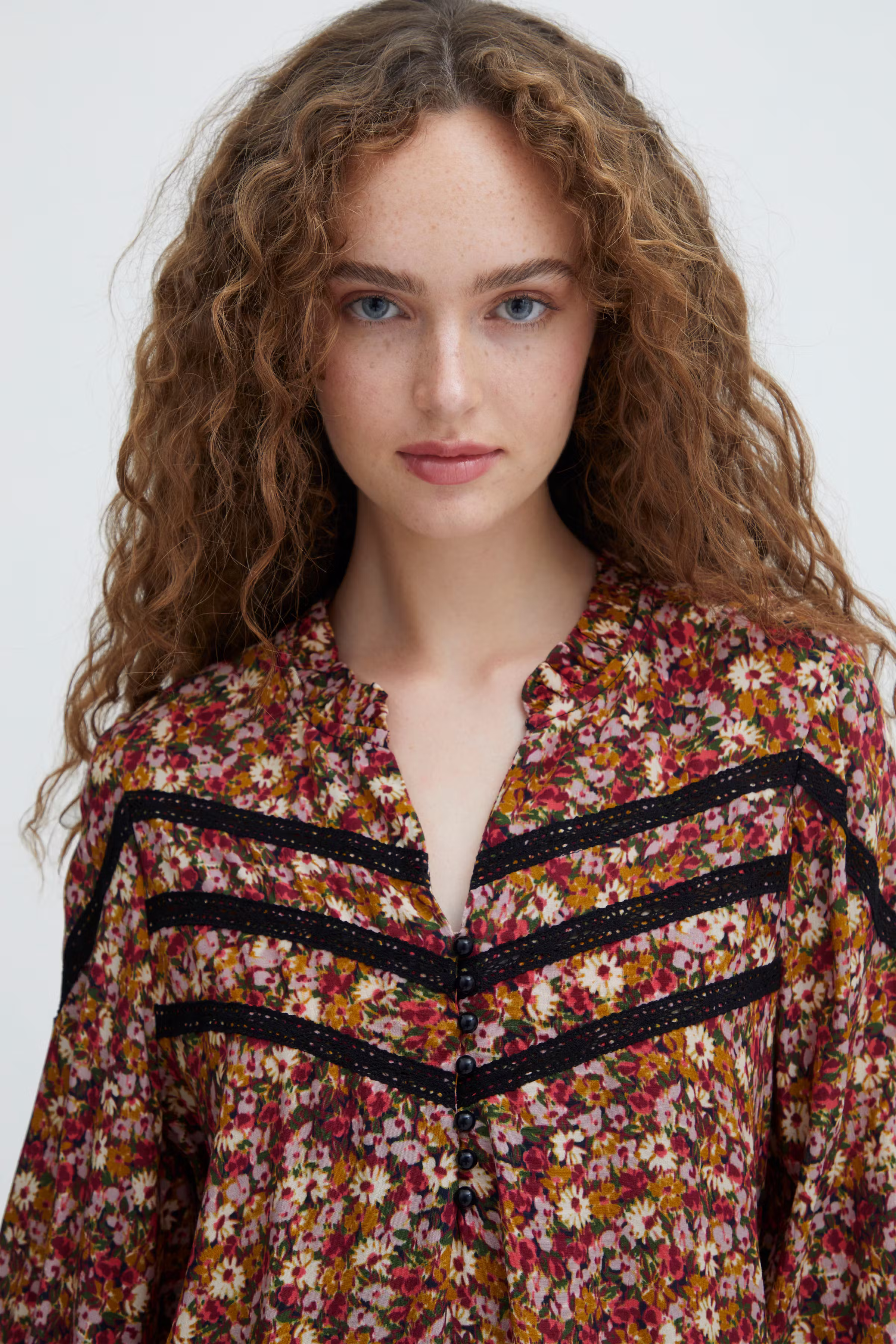 IRCHARMINE Bluse LOOKBOOK DETAIL 20116707-190419