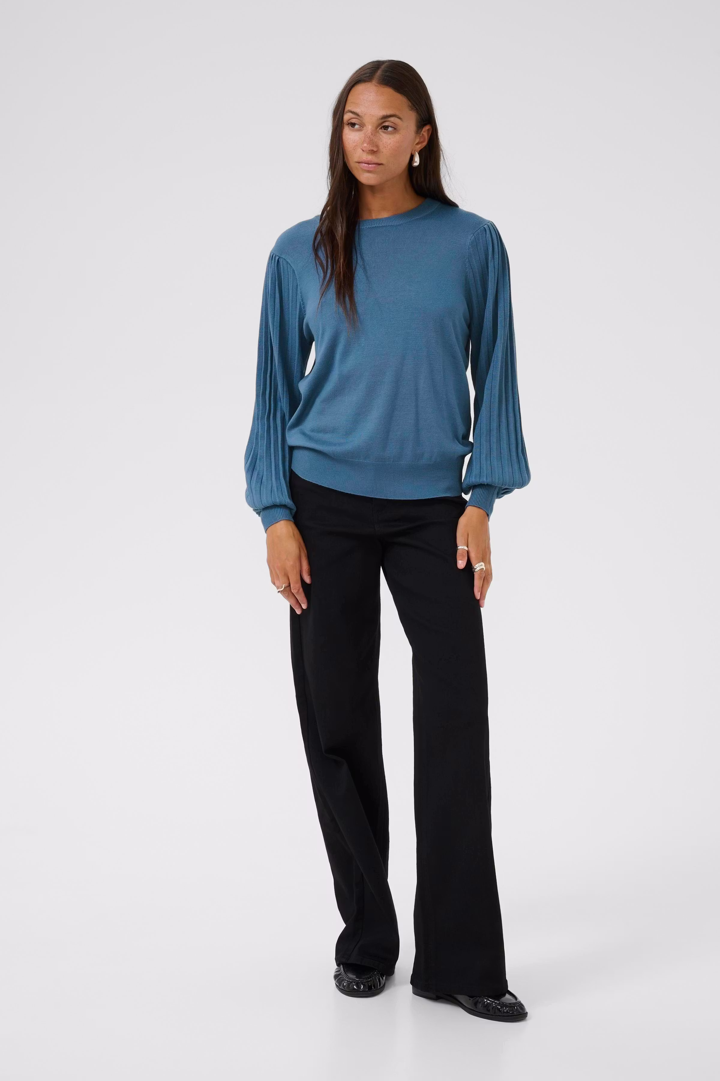 KAlone Pullover LOOKBOOK FRONT 10507905-184028