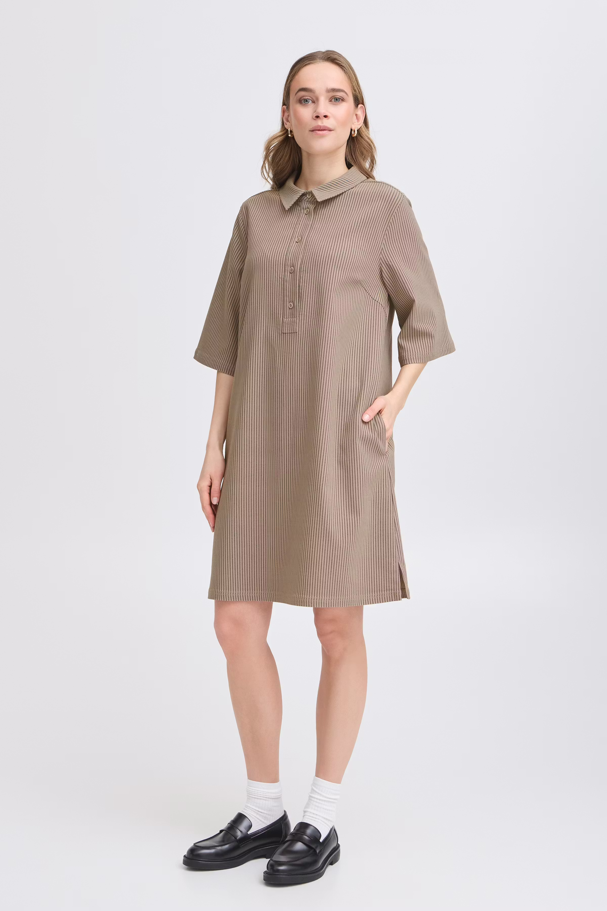 FRENA Kjole LOOKBOOK FRONT 20615753-205244