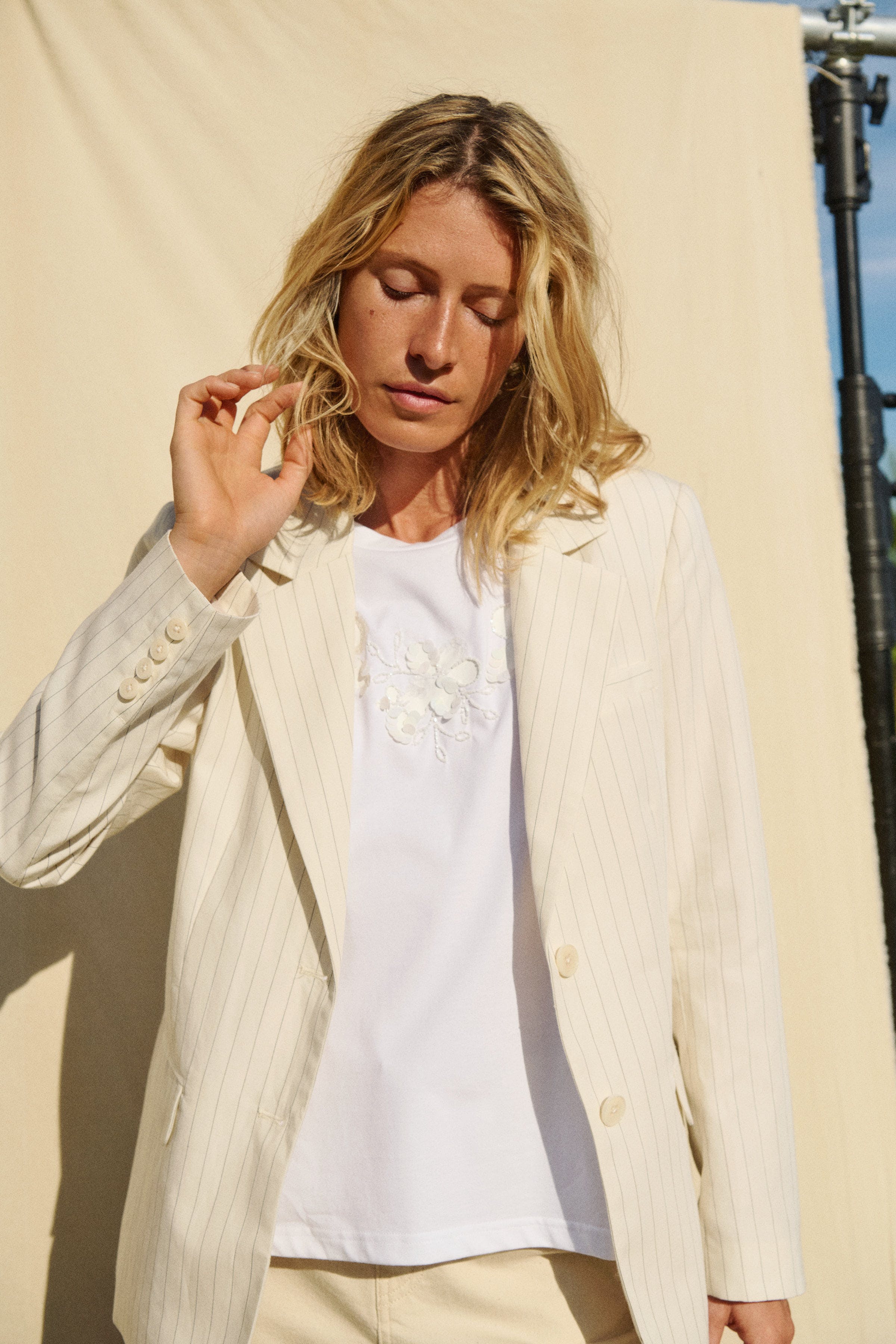 NikoletaPW Blazer LOCATION NONE 30309774-303910