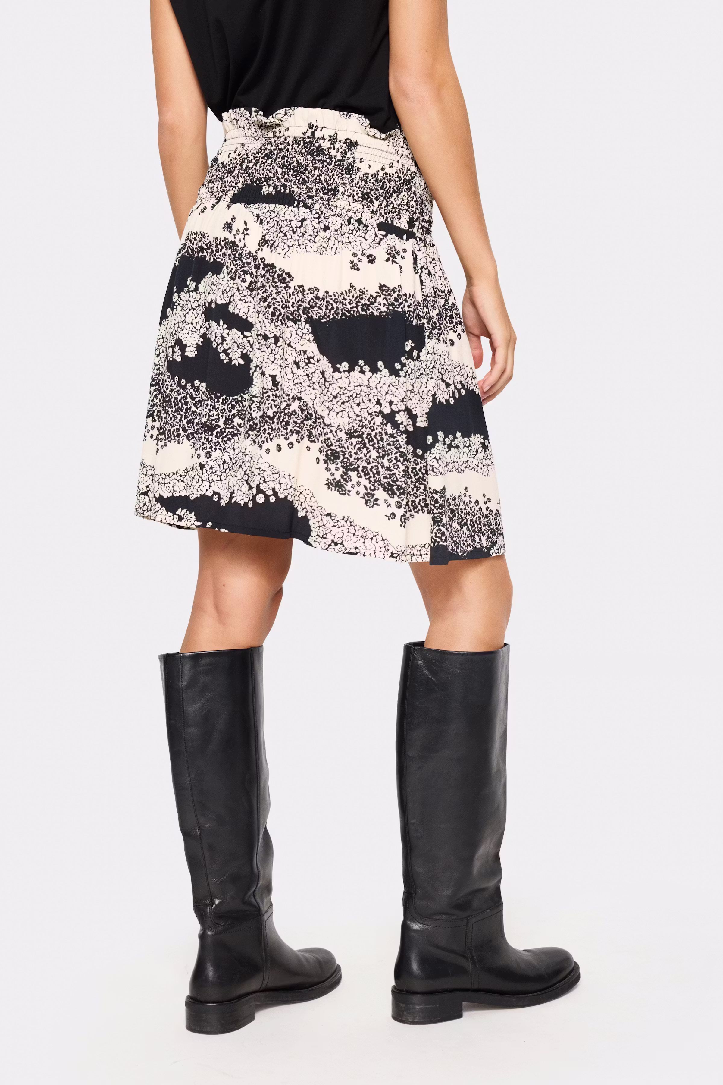 IselinSZ Nederdel LOOKBOOK BACK 30513800-303381