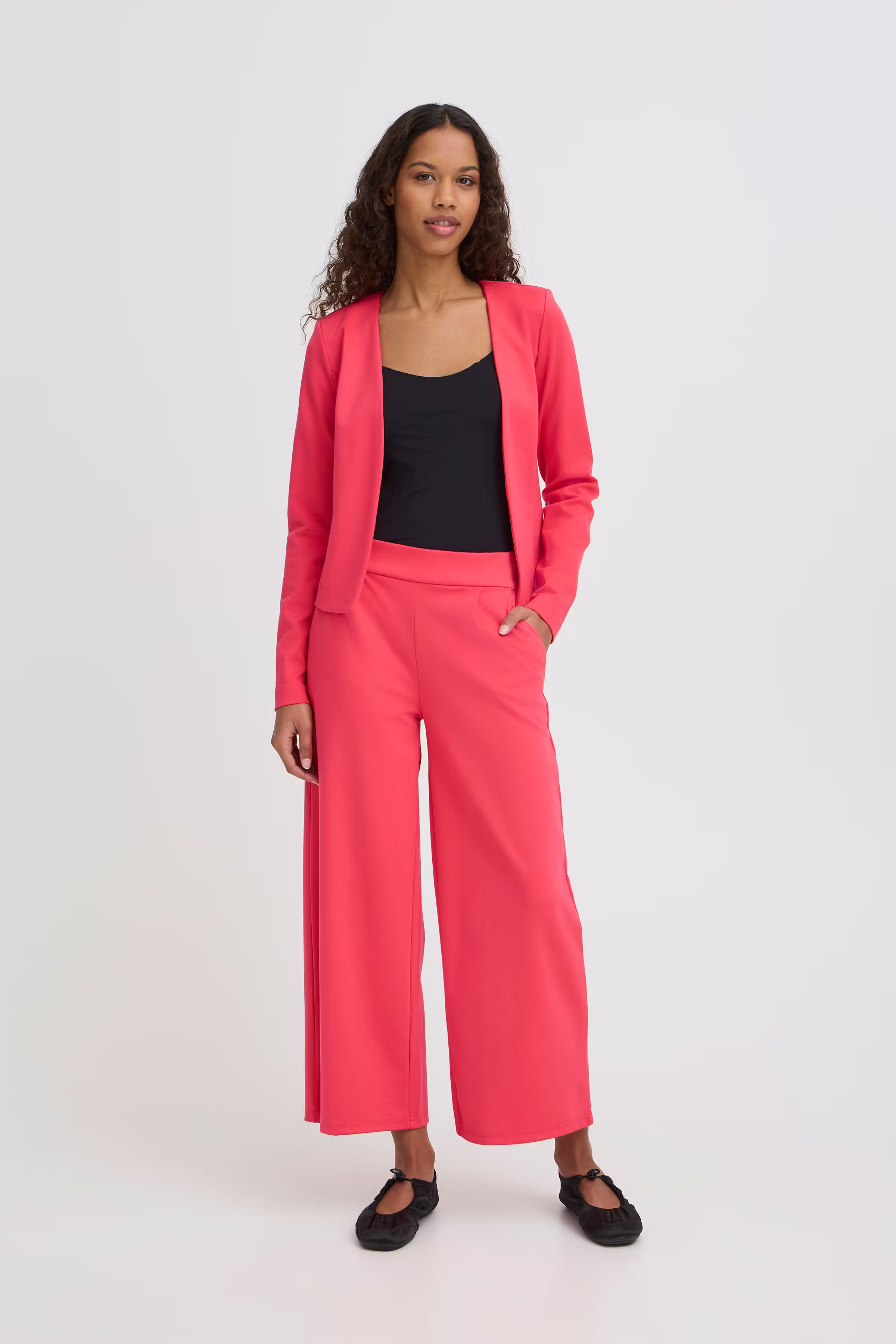 IHKATE WIDE Trousers LOOKBOOK FRONT 20116301-181756