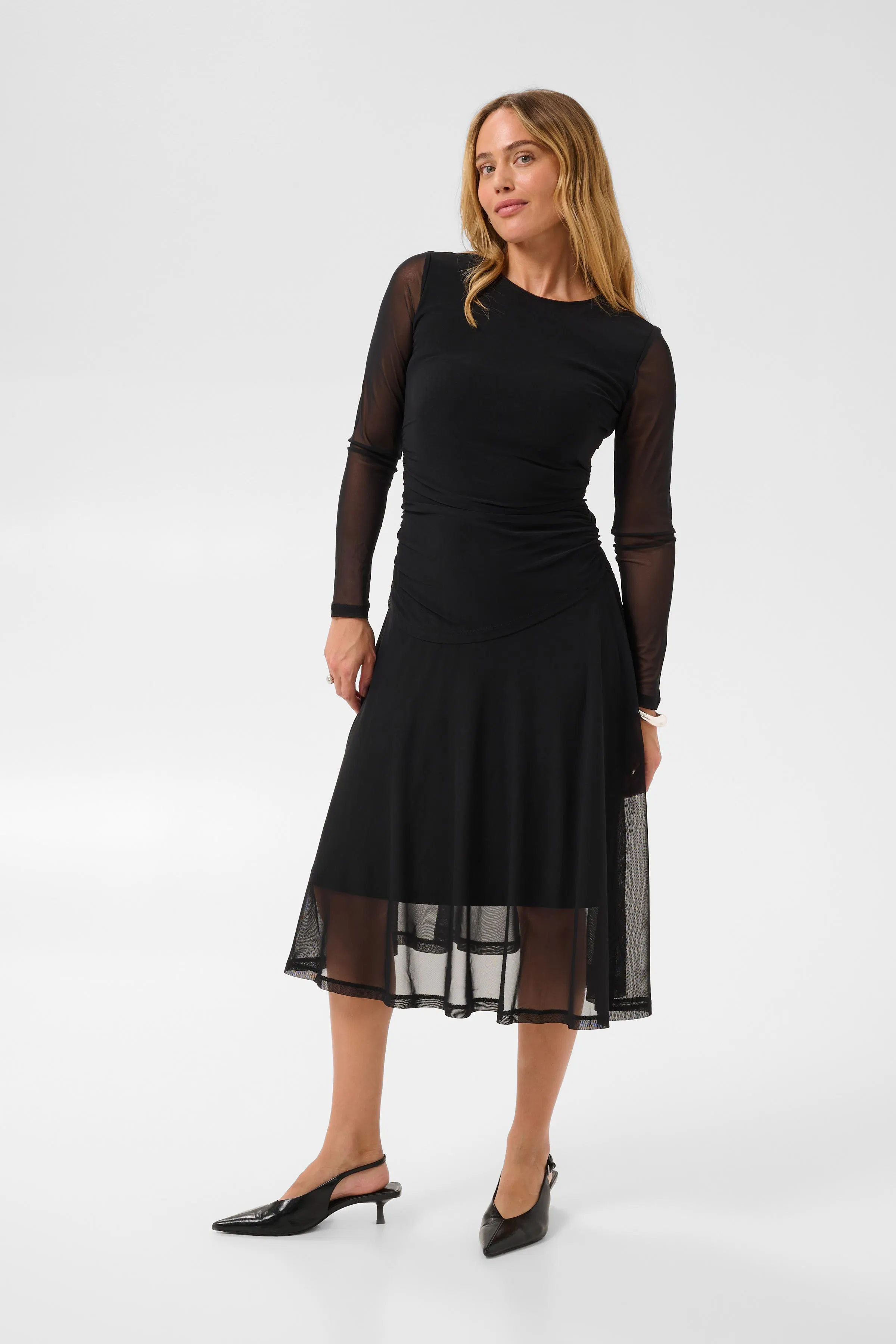 KApaola Dress LOOKBOOK FRONT 10513186-194008