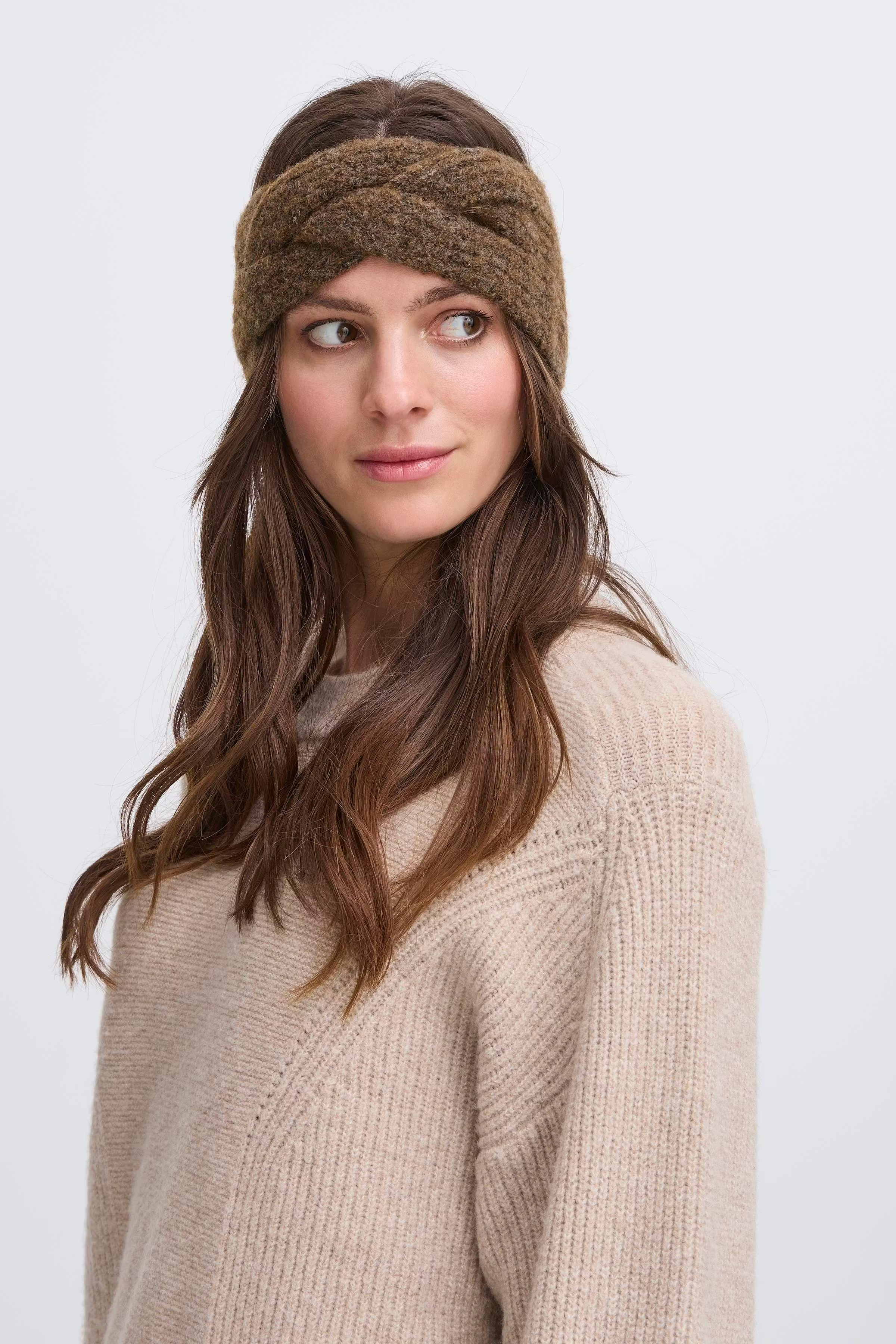 IAFOLTHEA Haarschmuck LOOKBOOK DETAIL 20121713-181321