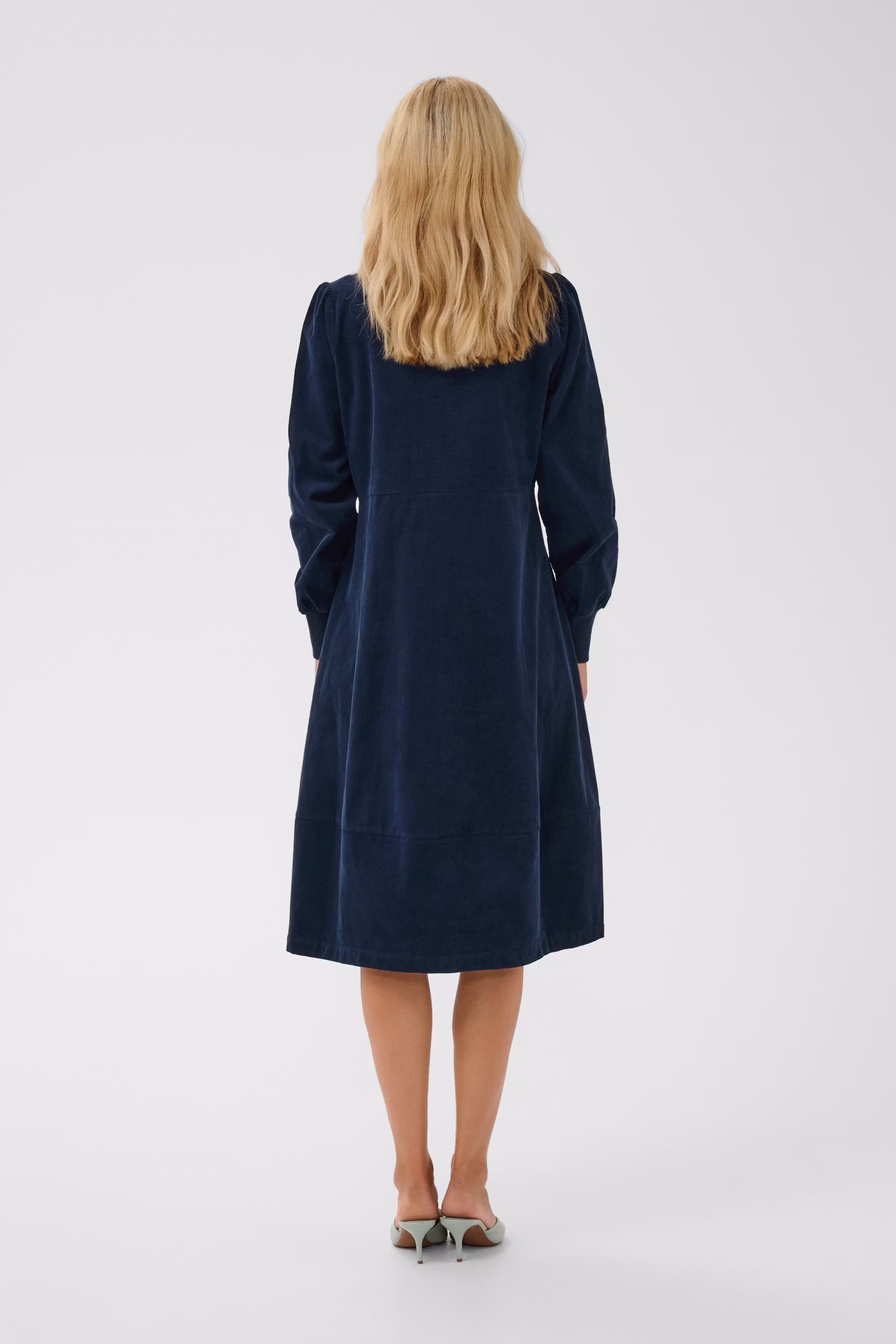 CUrhaena Kjole LOOKBOOK BACK 50112618-194024