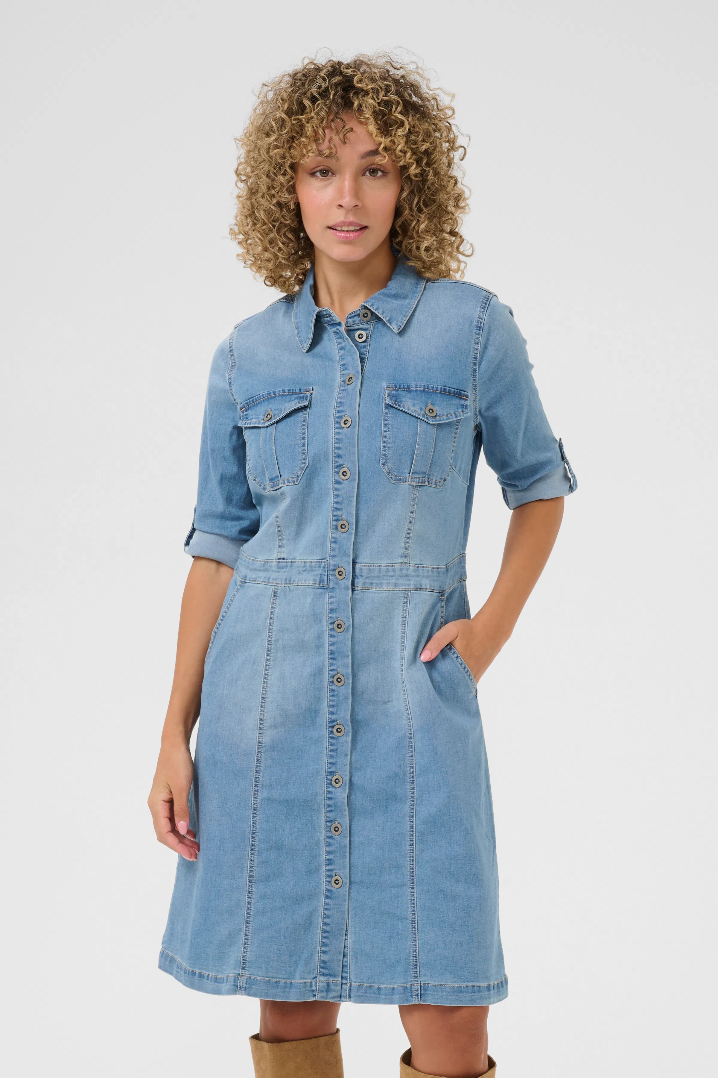 CRUniforma Kjole LOOKBOOK FRONT 10614086-100938
