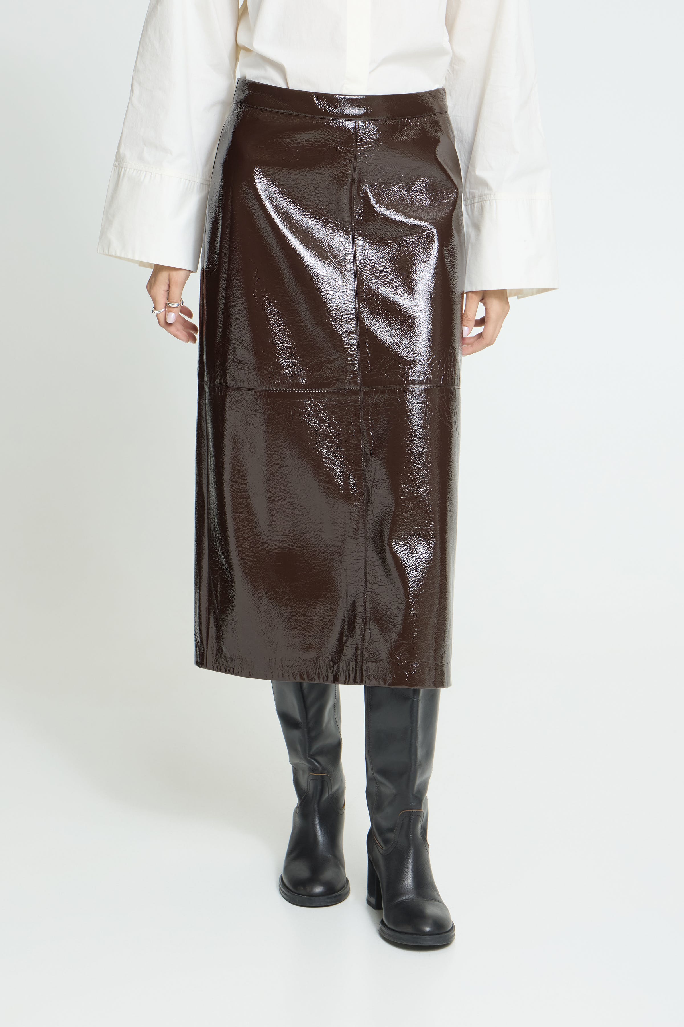 IHLUNED Rock LOOKBOOK FRONT 20126604-190915