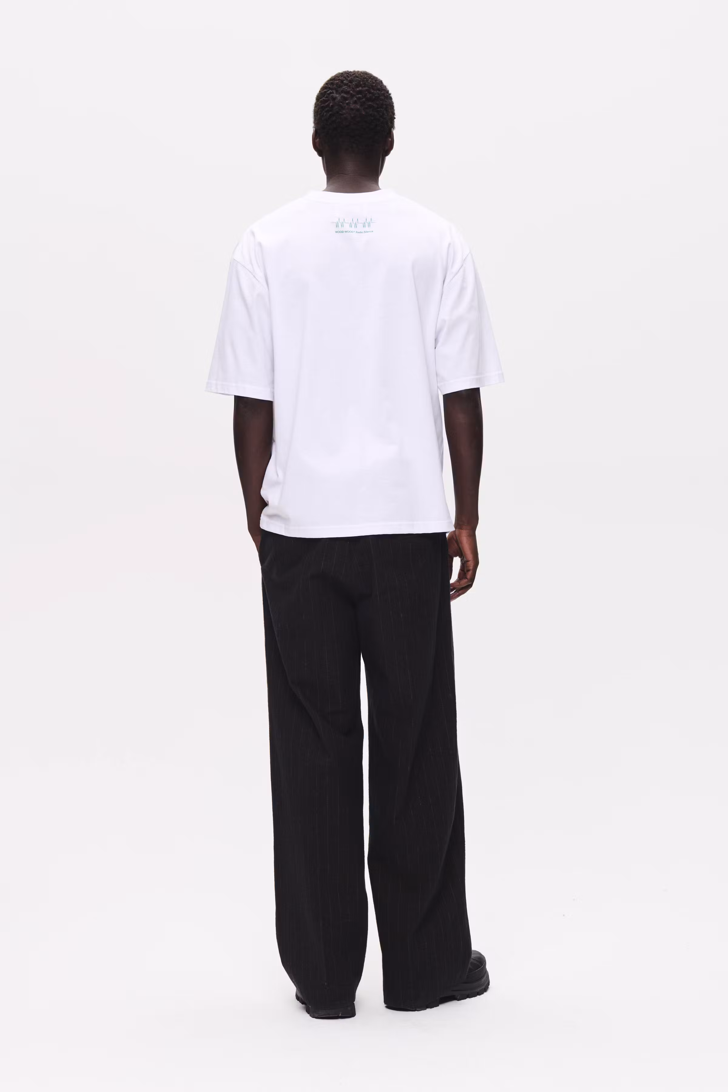 WWGary Radio T-shirt LOOKBOOK BACK 30252268-110601