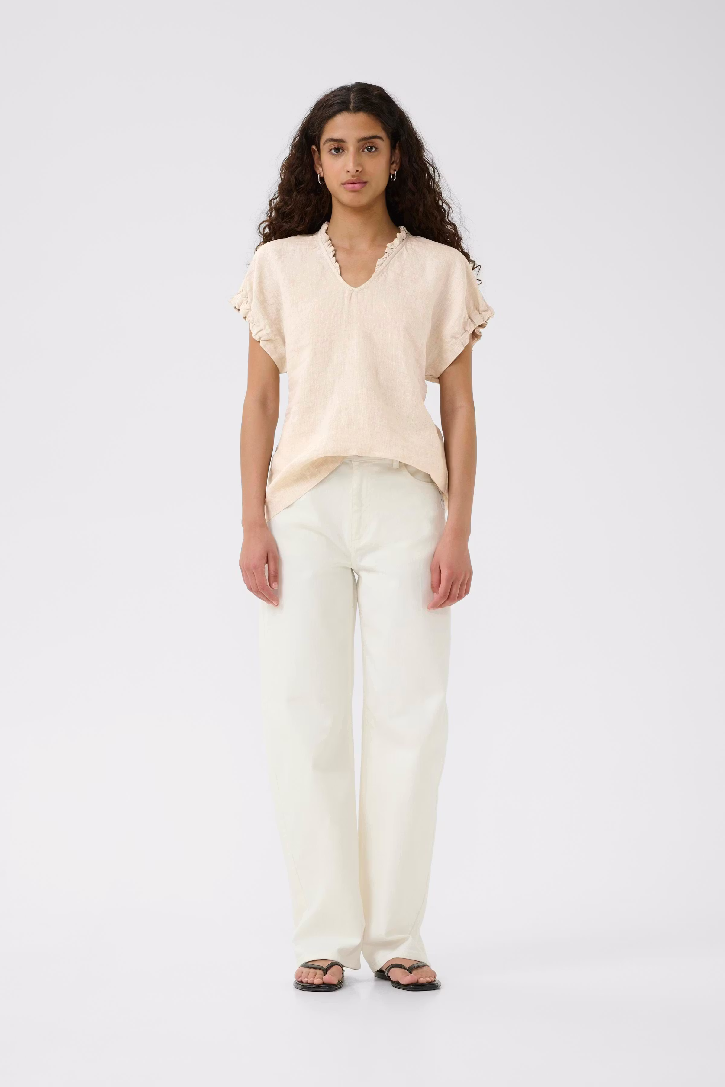 RigittaIW Linen Top LOOKBOOK FRONT 30110342-1304031