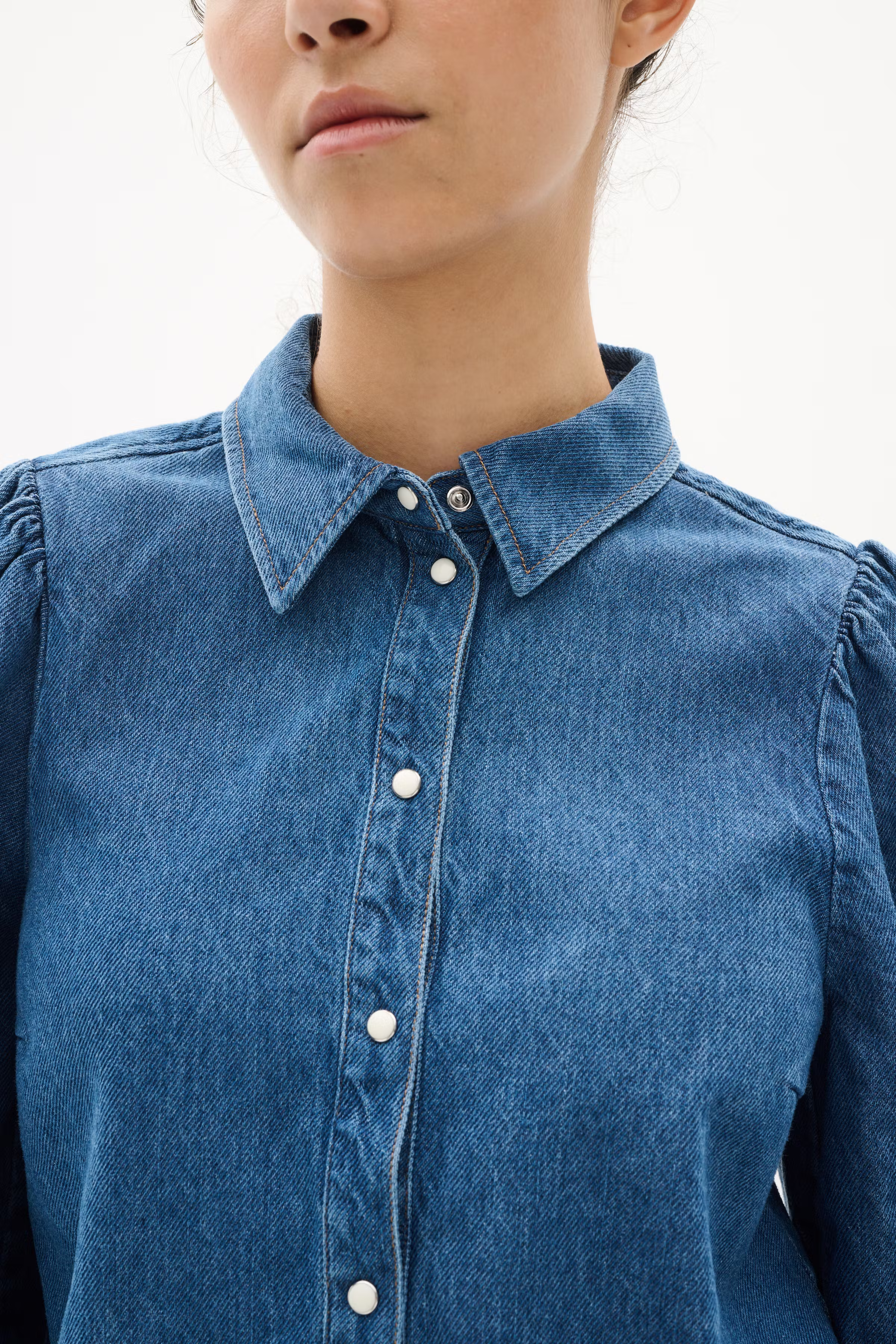 BallarizIW Denimskjorte LOOKBOOK DETAIL 30110626-300013