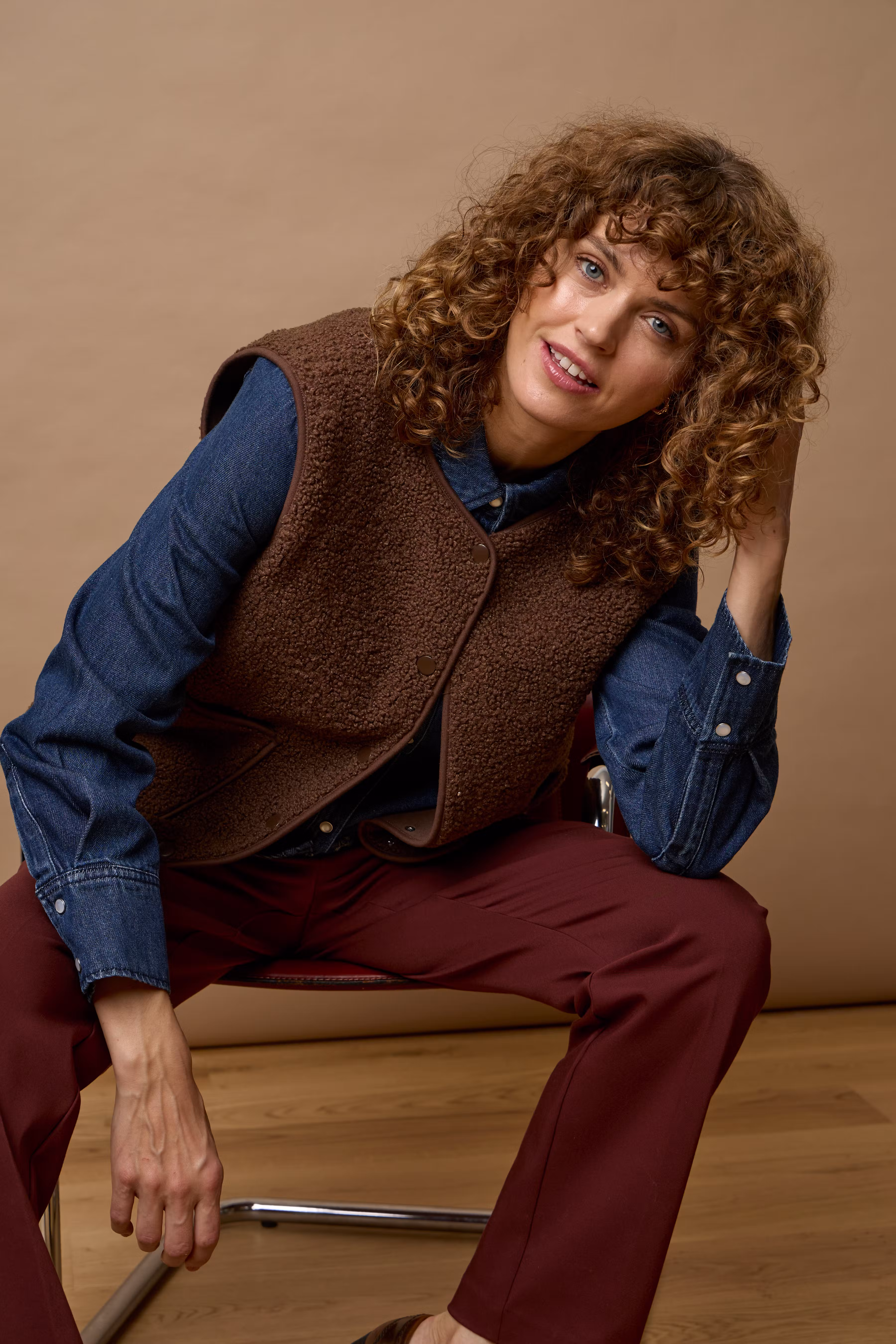FRGWYNNE Waistcoat LOCATION NONE 20618104-190916