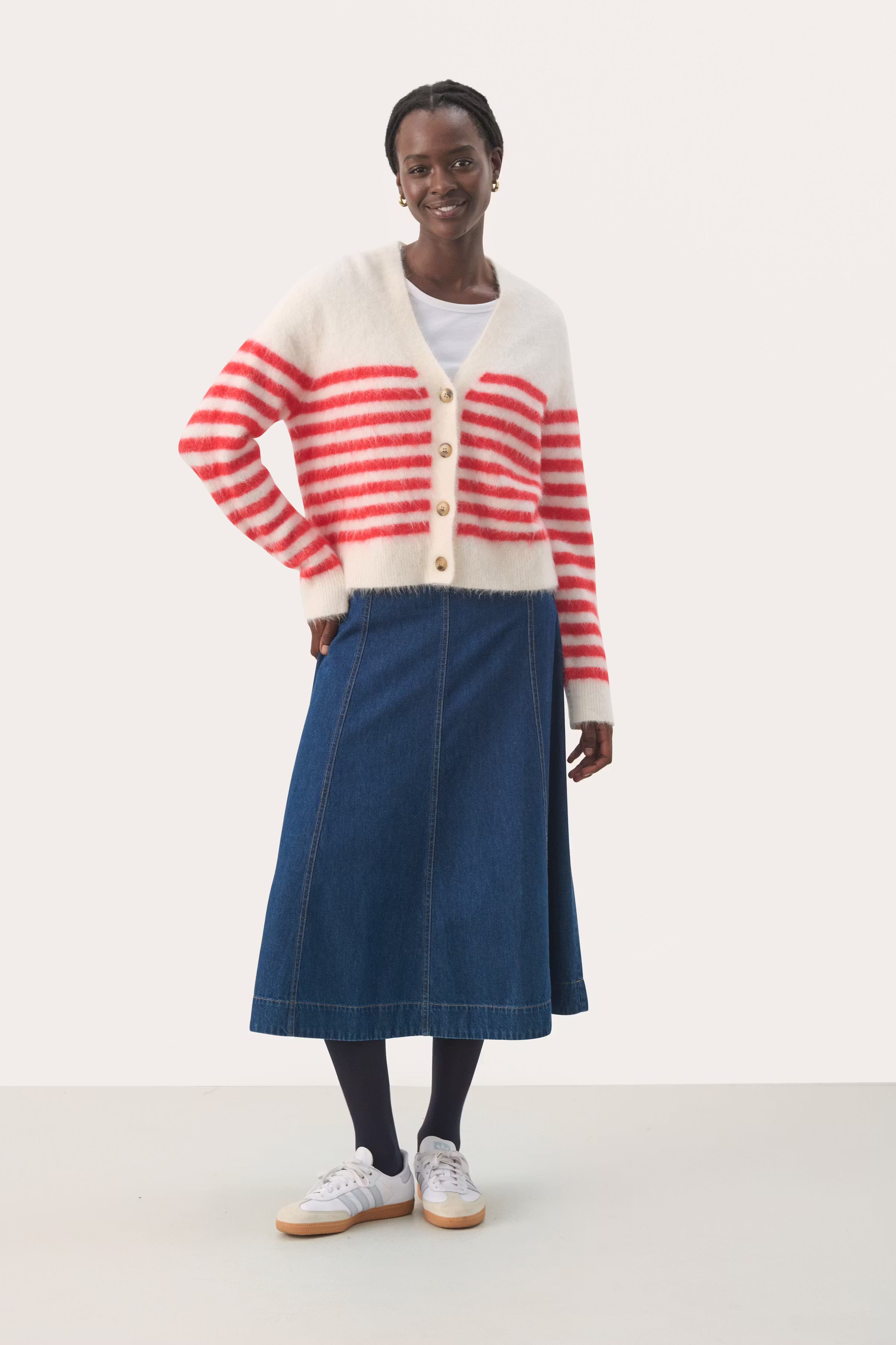 PakizePW Cardigan LOOKBOOK FRONT 30309272-303402