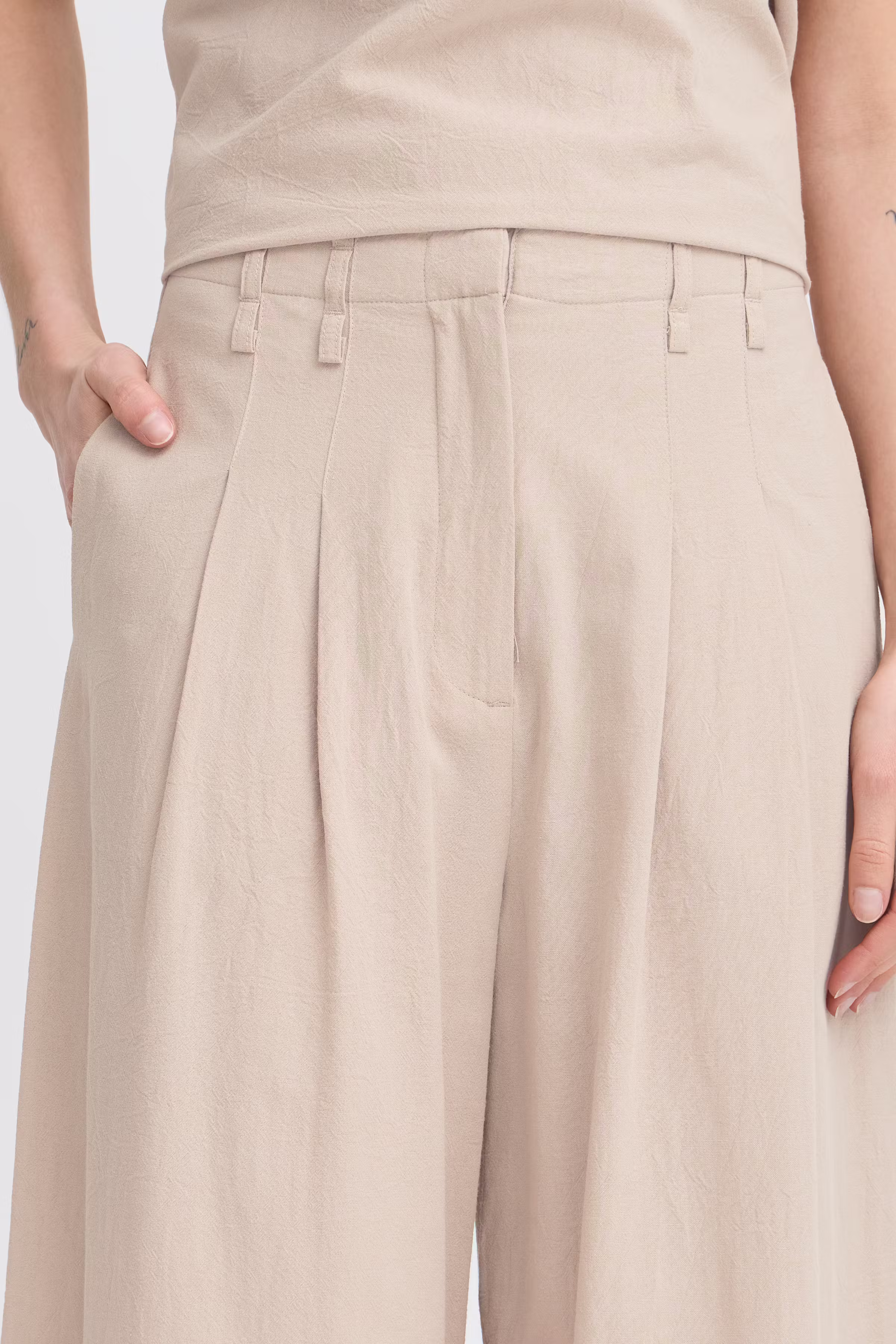 IHUNITY Hose LOOKBOOK DETAIL 20123300-160906