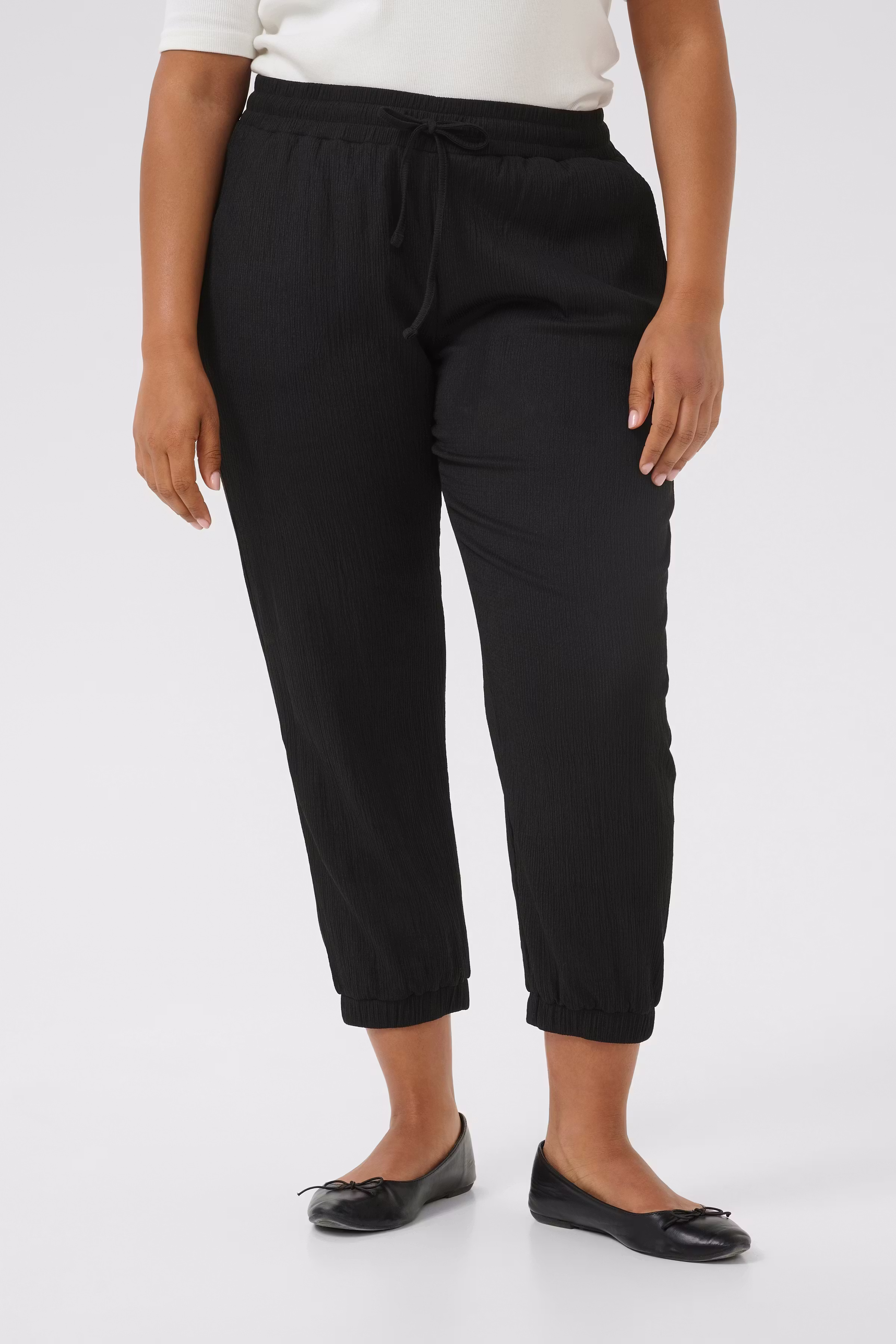 KCrina Bukser LOOKBOOK FRONT 10583323-100121