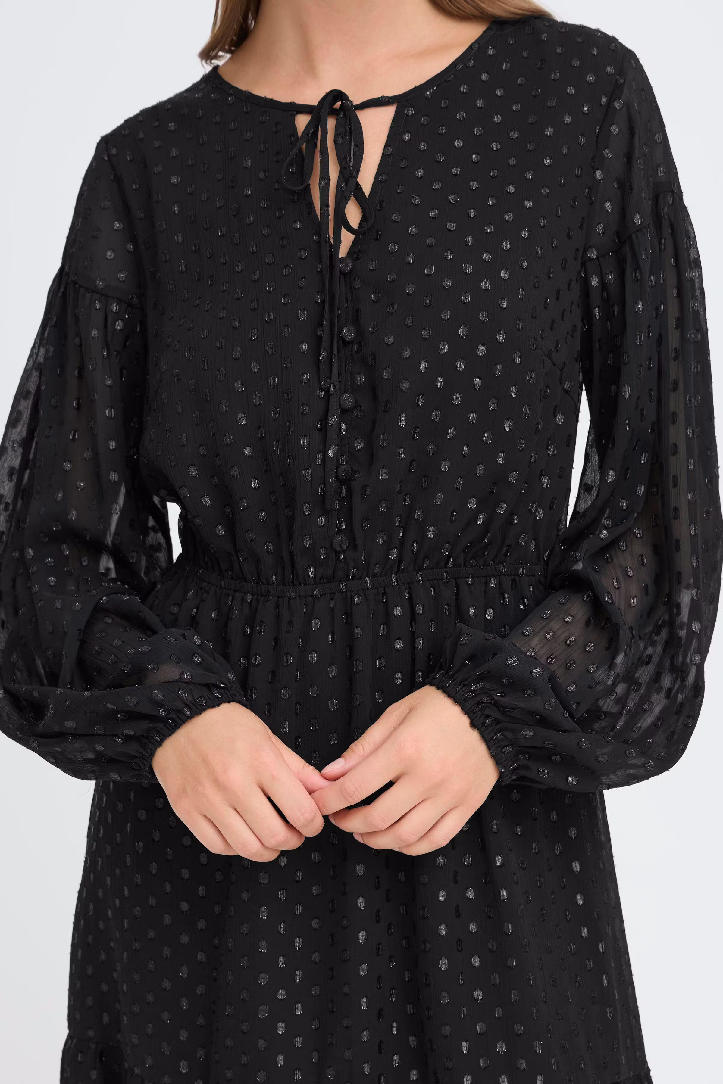 IHGLOWI Kjole LOOKBOOK DETAIL 20124736-194008