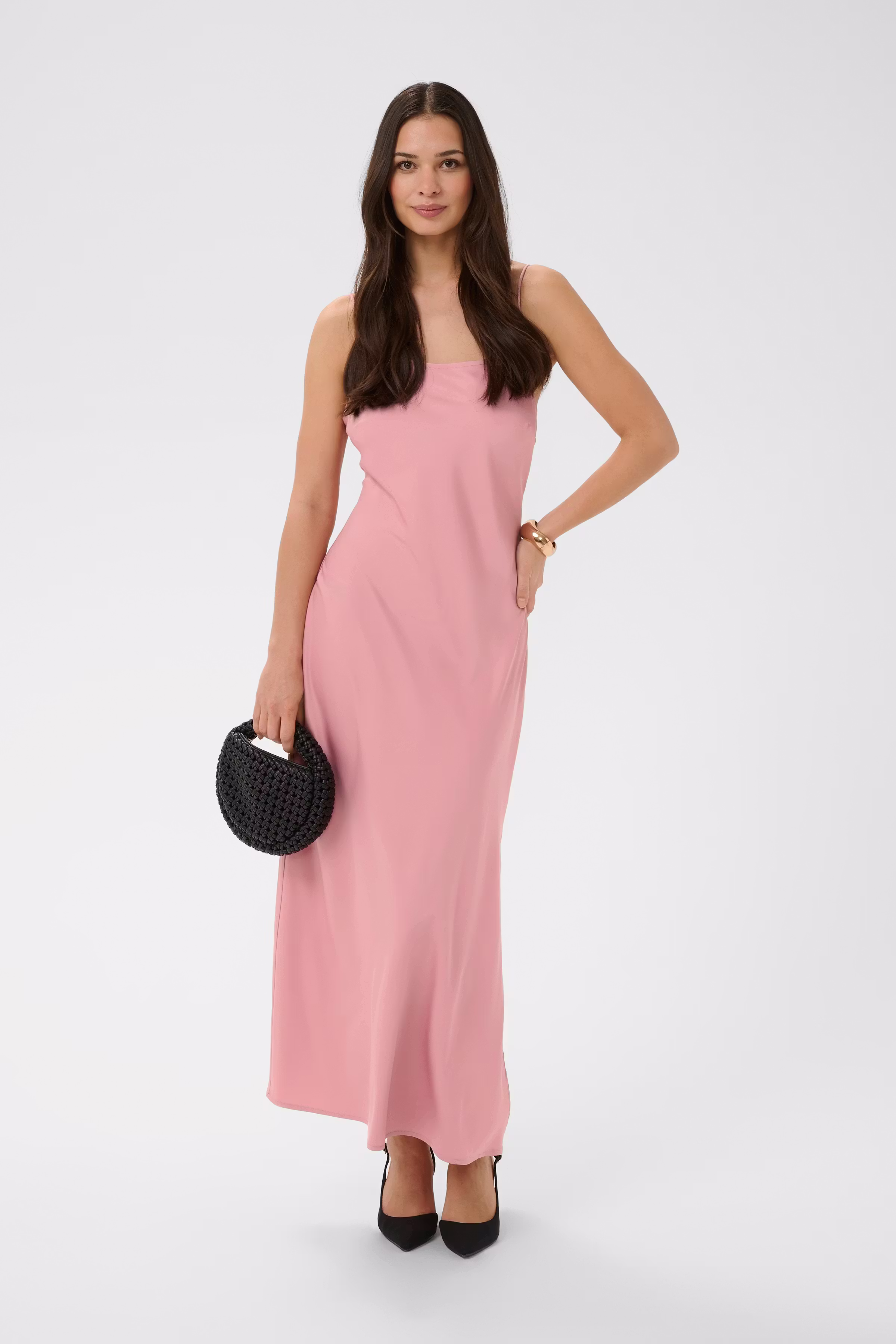 KAsadie Kjole LOOKBOOK FRONT 10512161-109900