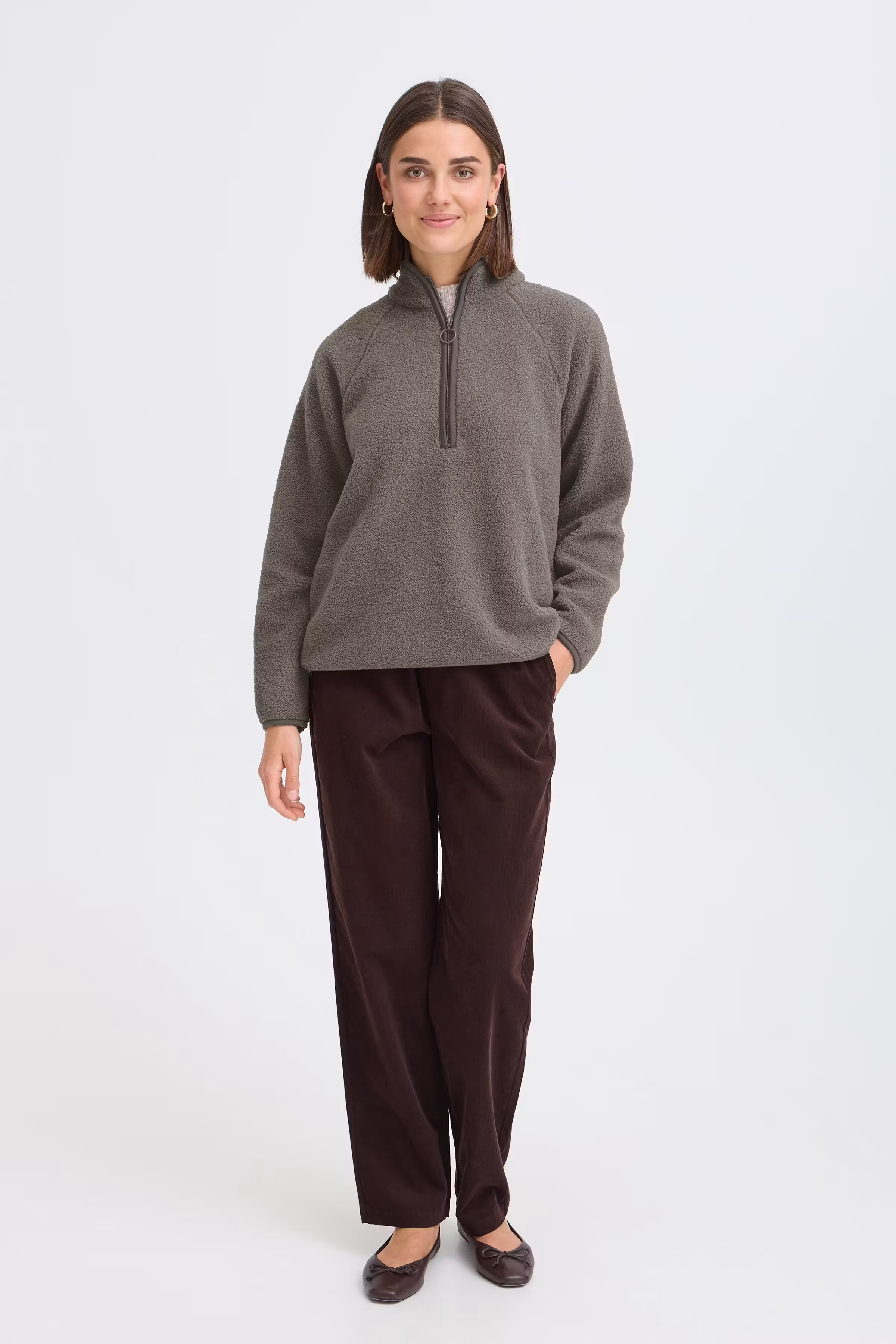 FRTENYA Pullover LOOKBOOK FRONT 20618526-181210